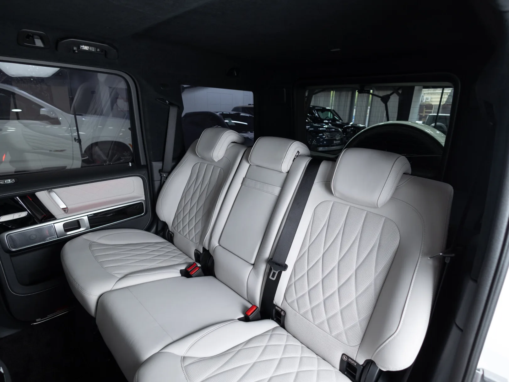 Mercedes-Benz G-Класс G 450 d AMG Line III (W465) Рестайлинг, 2024 — экстерьер, фото 34