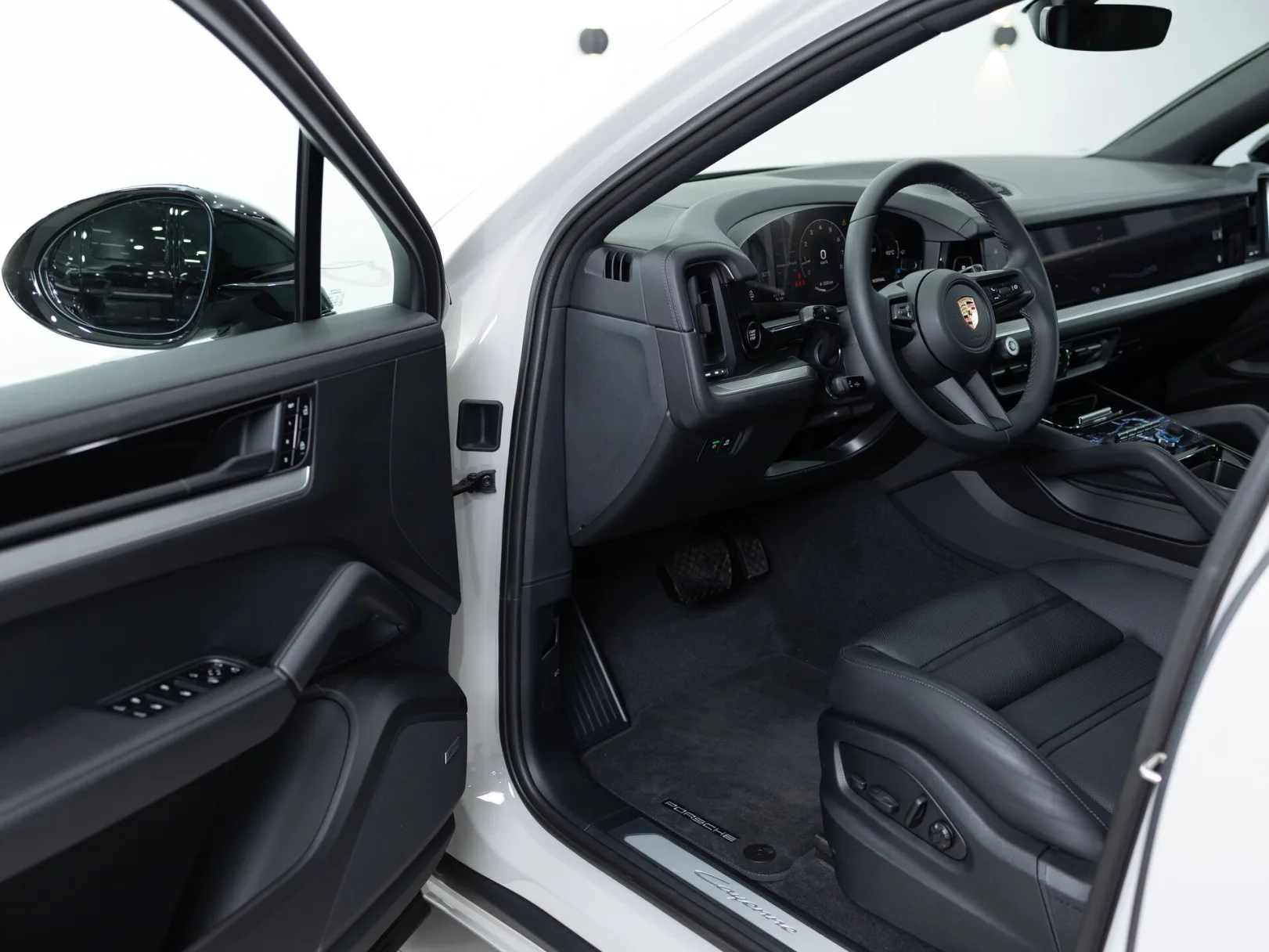 Porsche Cayenne Coupé III Рестайлинг, 2024 — экстерьер, фото 7