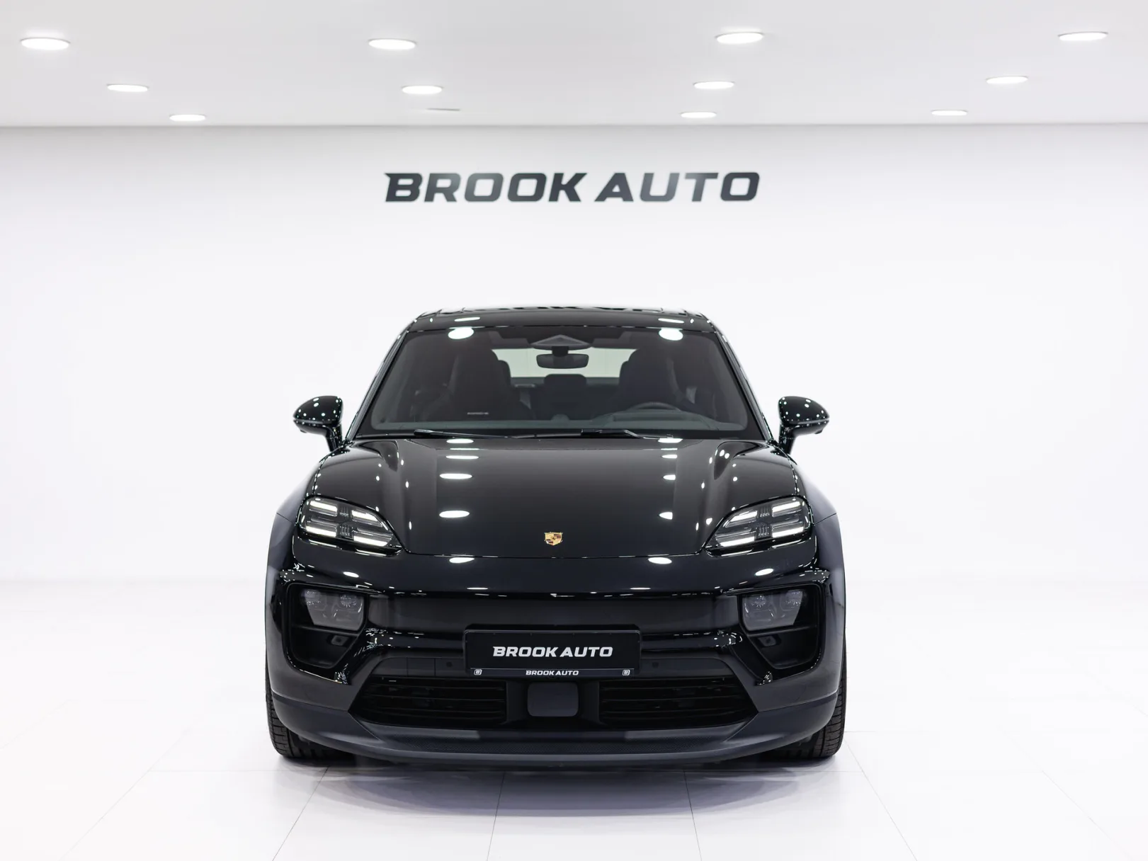 Porsche Macan 4S Electric II, 2025 — экстерьер, фото 2