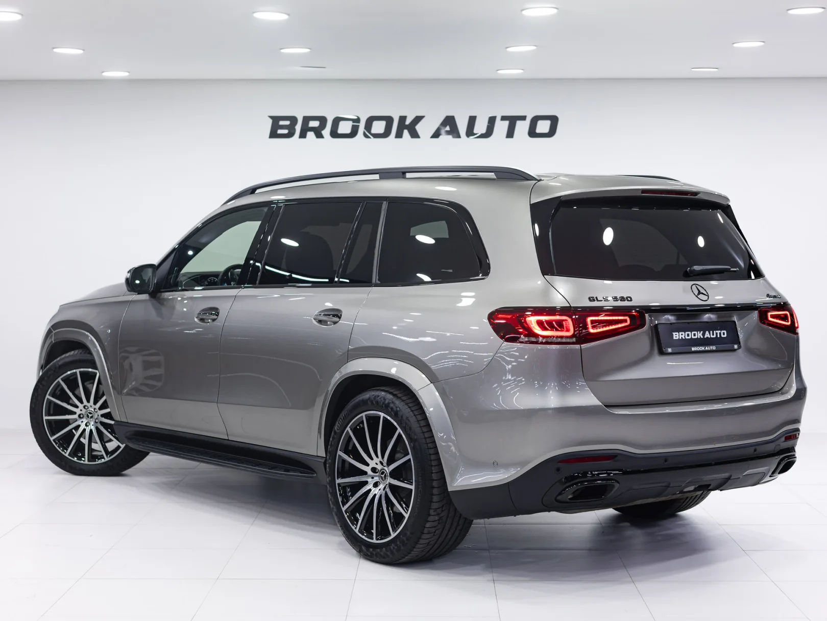 Mercedes-Benz GLS 580 4MATIC II (X167), 2023 — экстерьер, фото 6