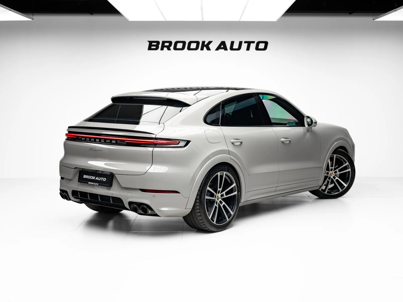 Porsche Cayenne Coupé III Рестайлинг, 2023 — экстерьер, фото 4