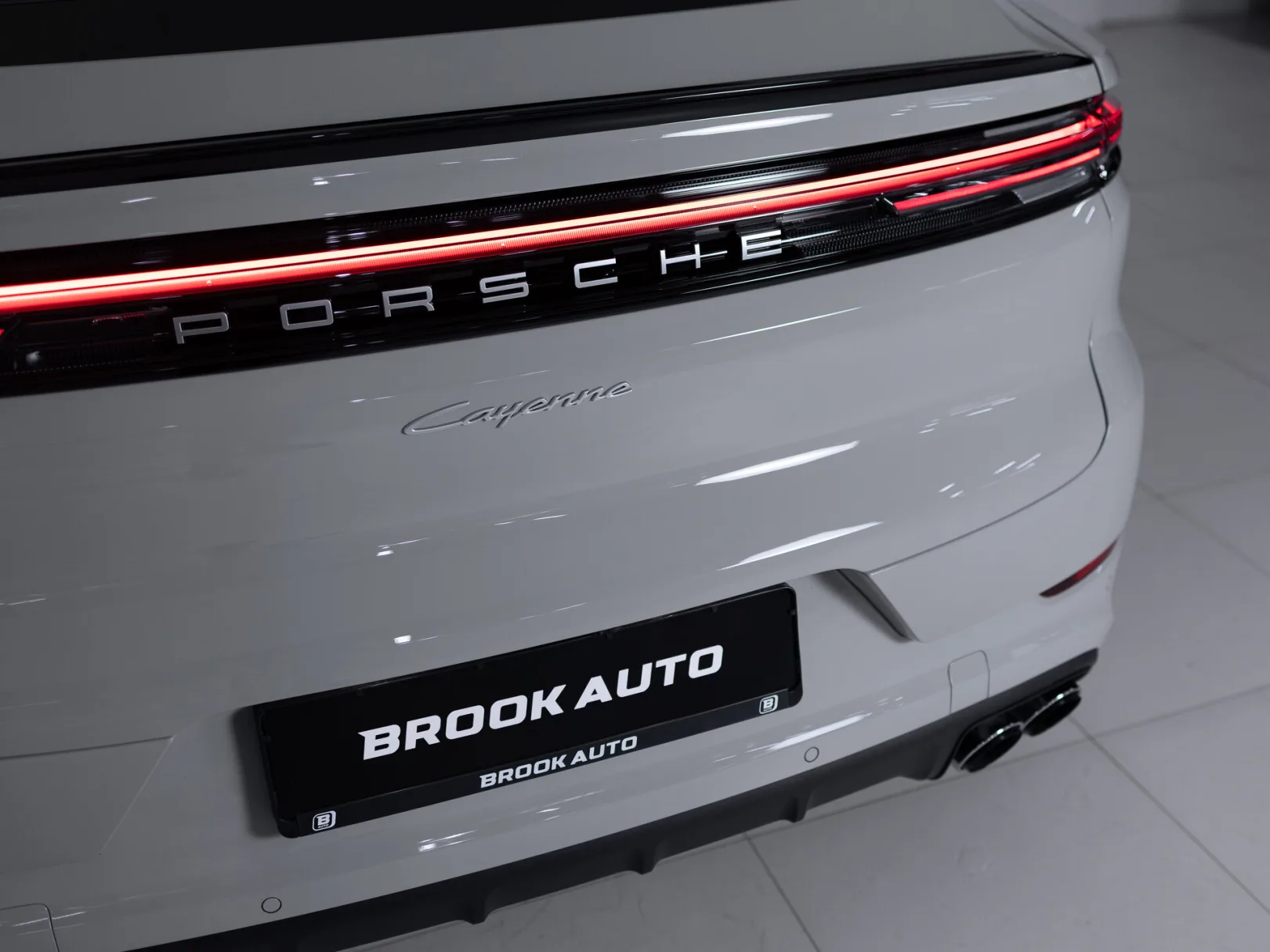 Porsche Cayenne Coupé III Рестайлинг, 2025 — экстерьер, фото 27