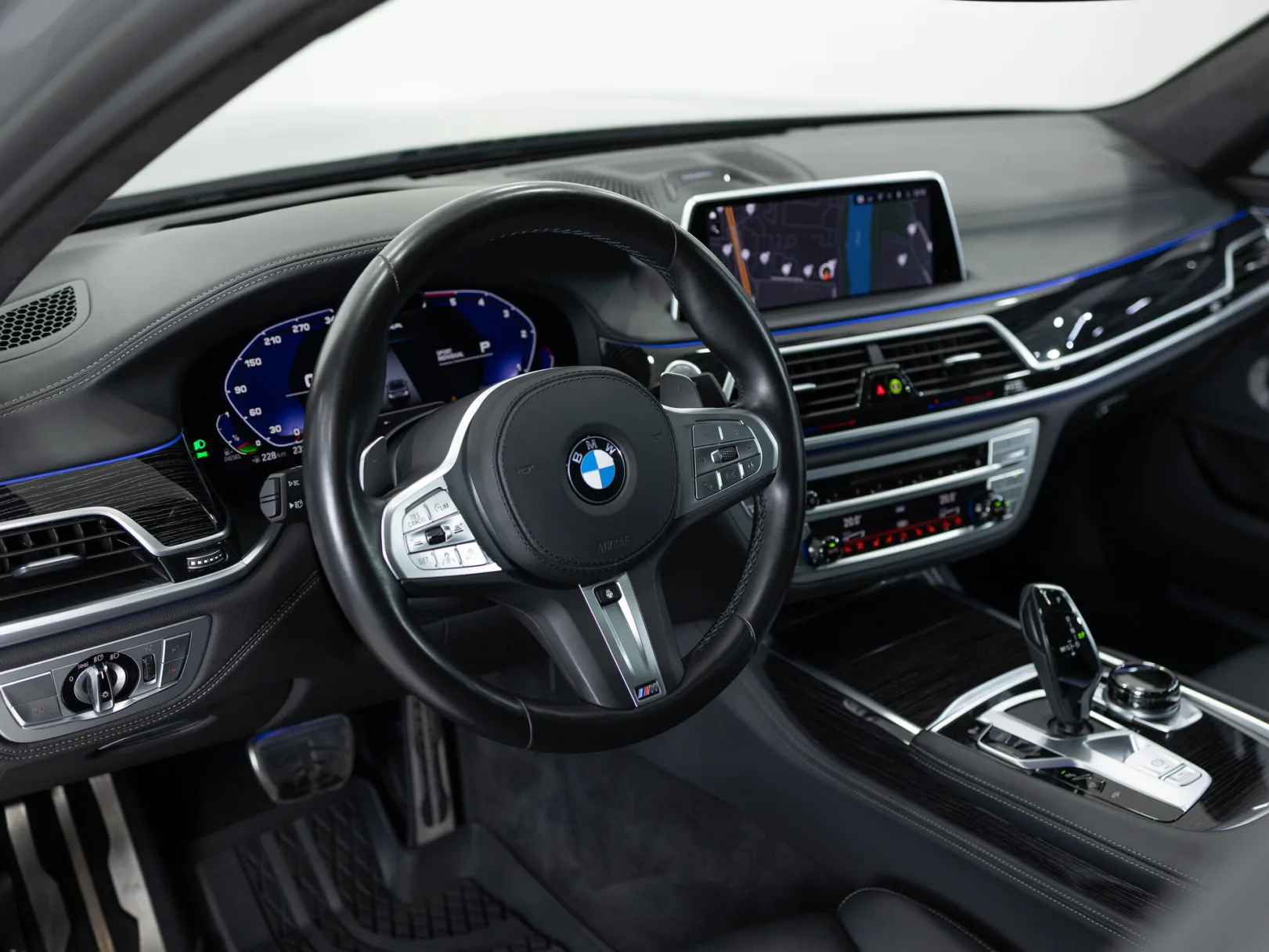 BMW 7 серии 740d xDrive M Sport Pro VI (G11/G12) Рестайлинг, 2020 — экстерьер, фото 9