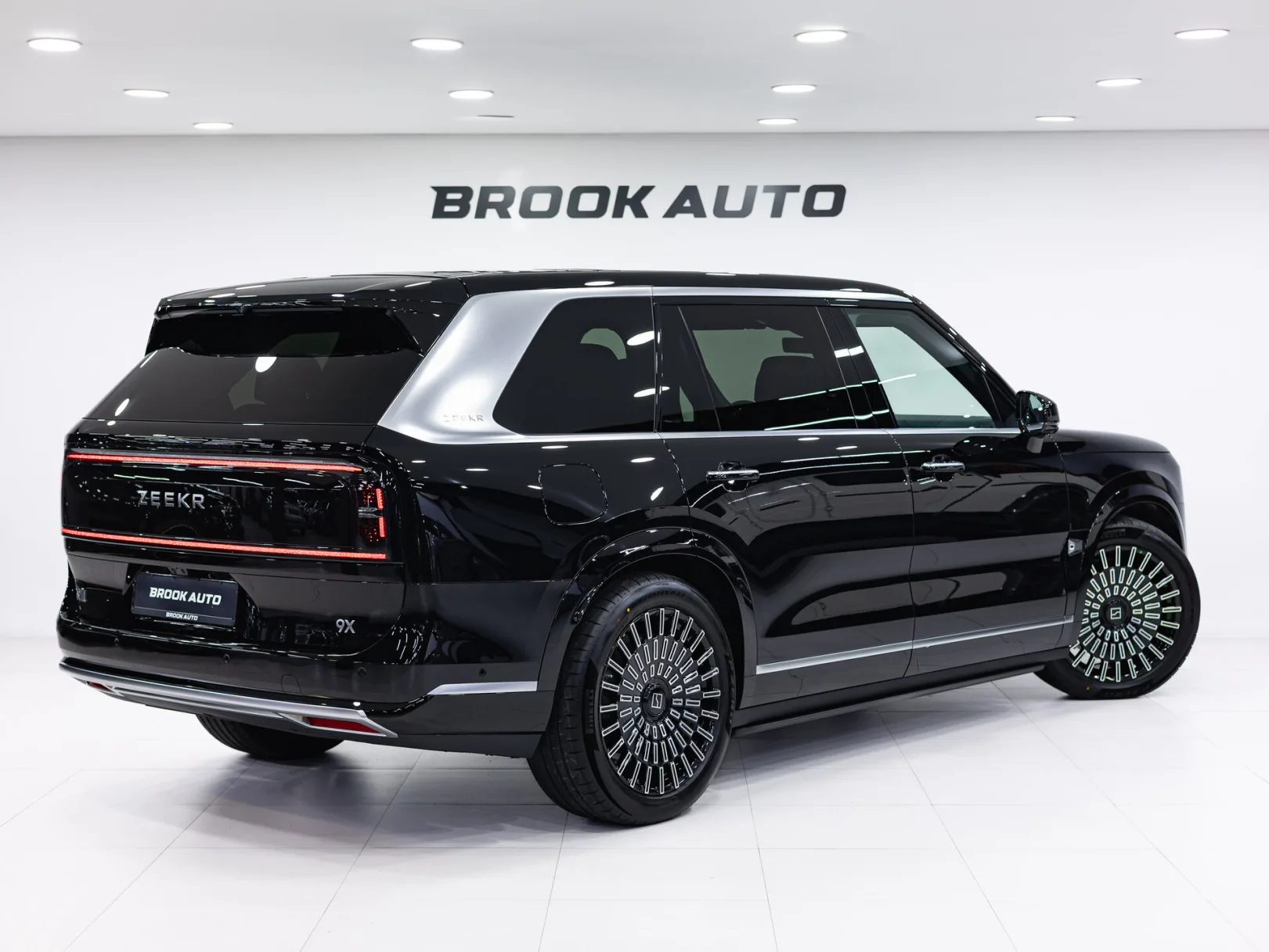 Zeekr 9X Max (6 seats) I, 2025 — экстерьер, фото 4