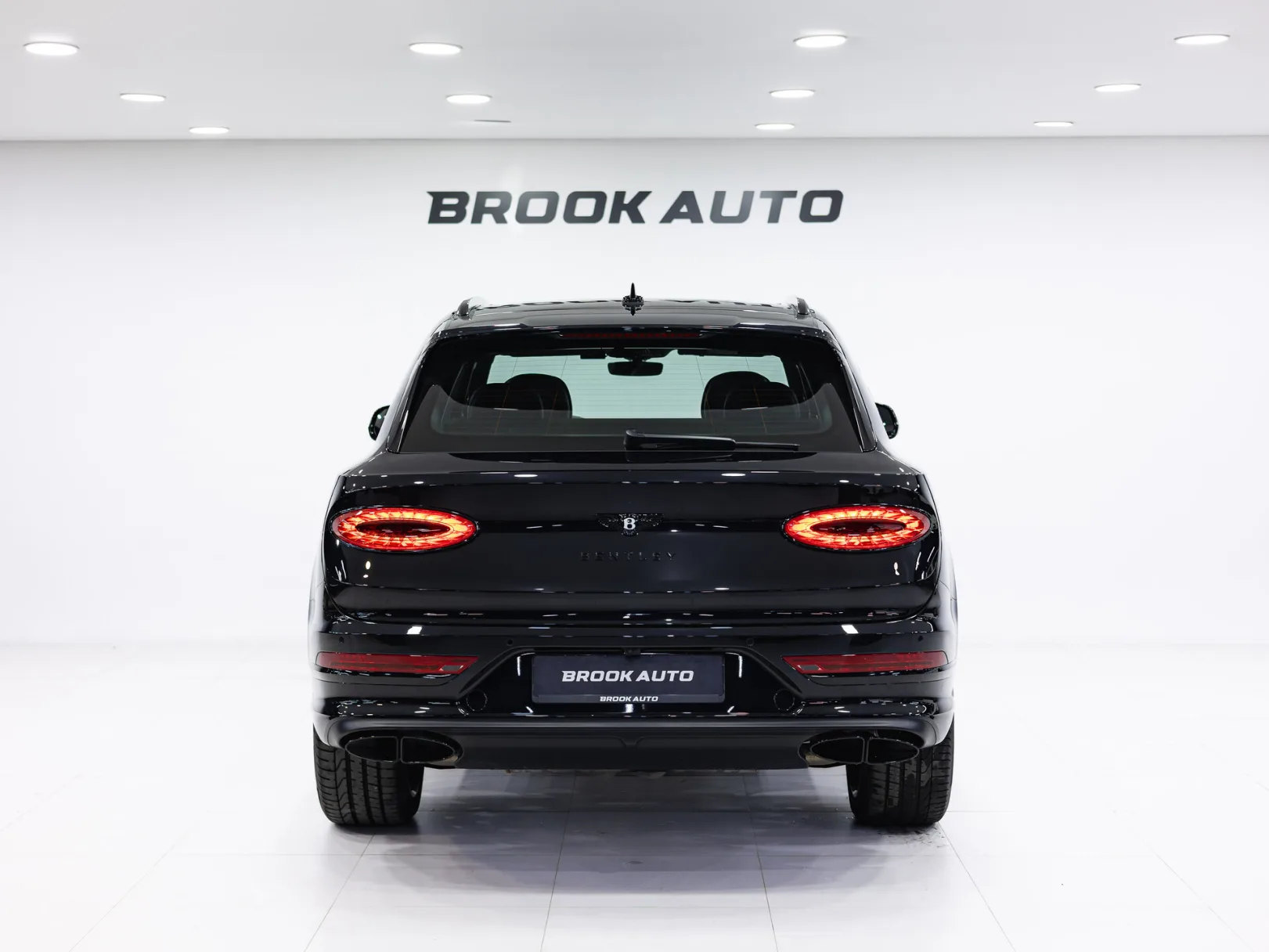 Bentley Bentayga Individual I Рестайлинг, 2022 — экстерьер, фото 5