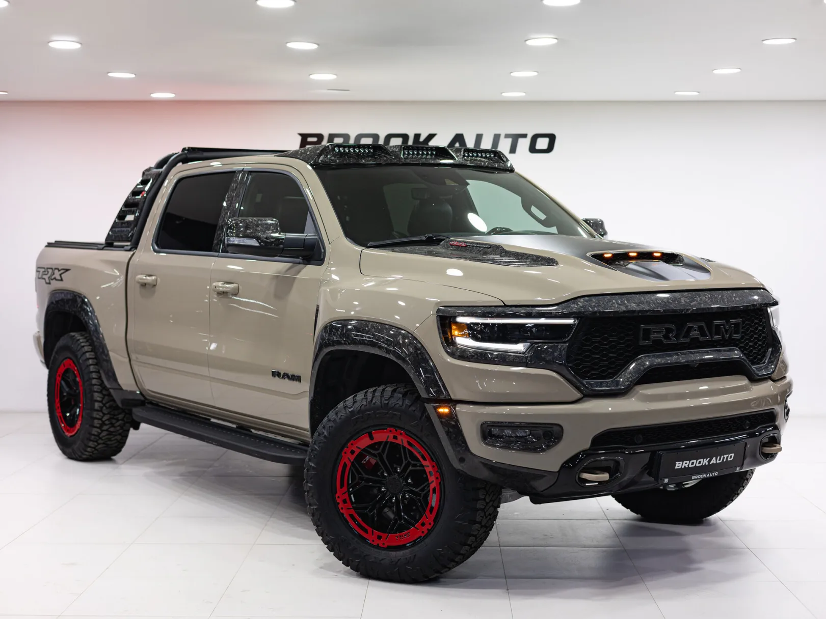 Ram 1500 TRX V, 2022 — экстерьер, фото 3