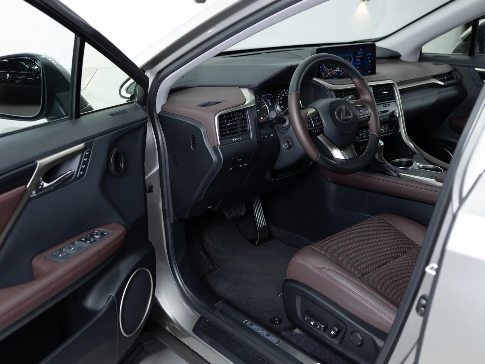 Lexus RX IV Рестайлинг, 2022 — экстерьер, фото 7