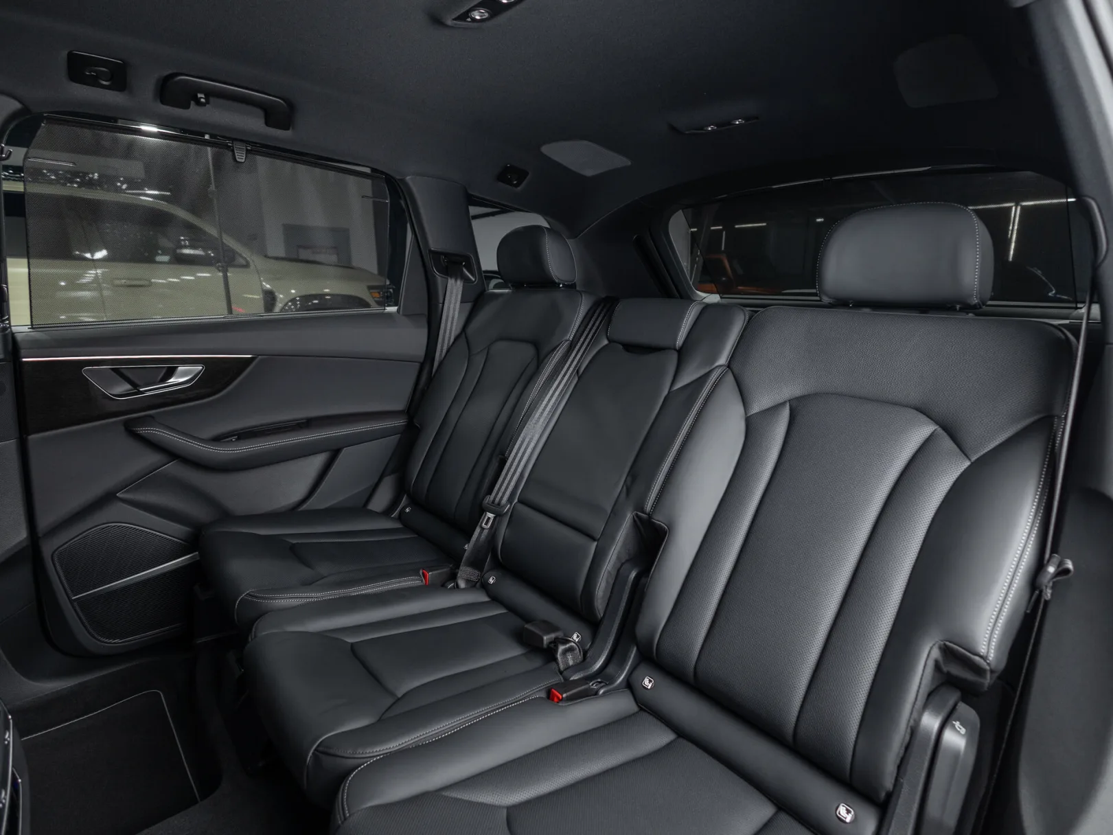 Audi Q7 55 TFSI quattro tiptronic II (4M) Рестайлинг 2, 2024 — экстерьер, фото 29
