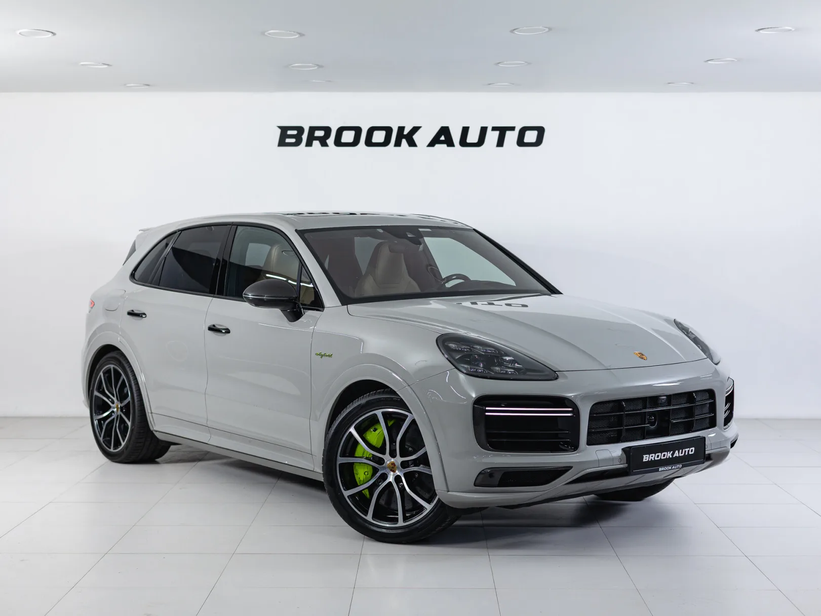 Porsche Cayenne Turbo S E-Hybrid III, 2020 — экстерьер, фото 3