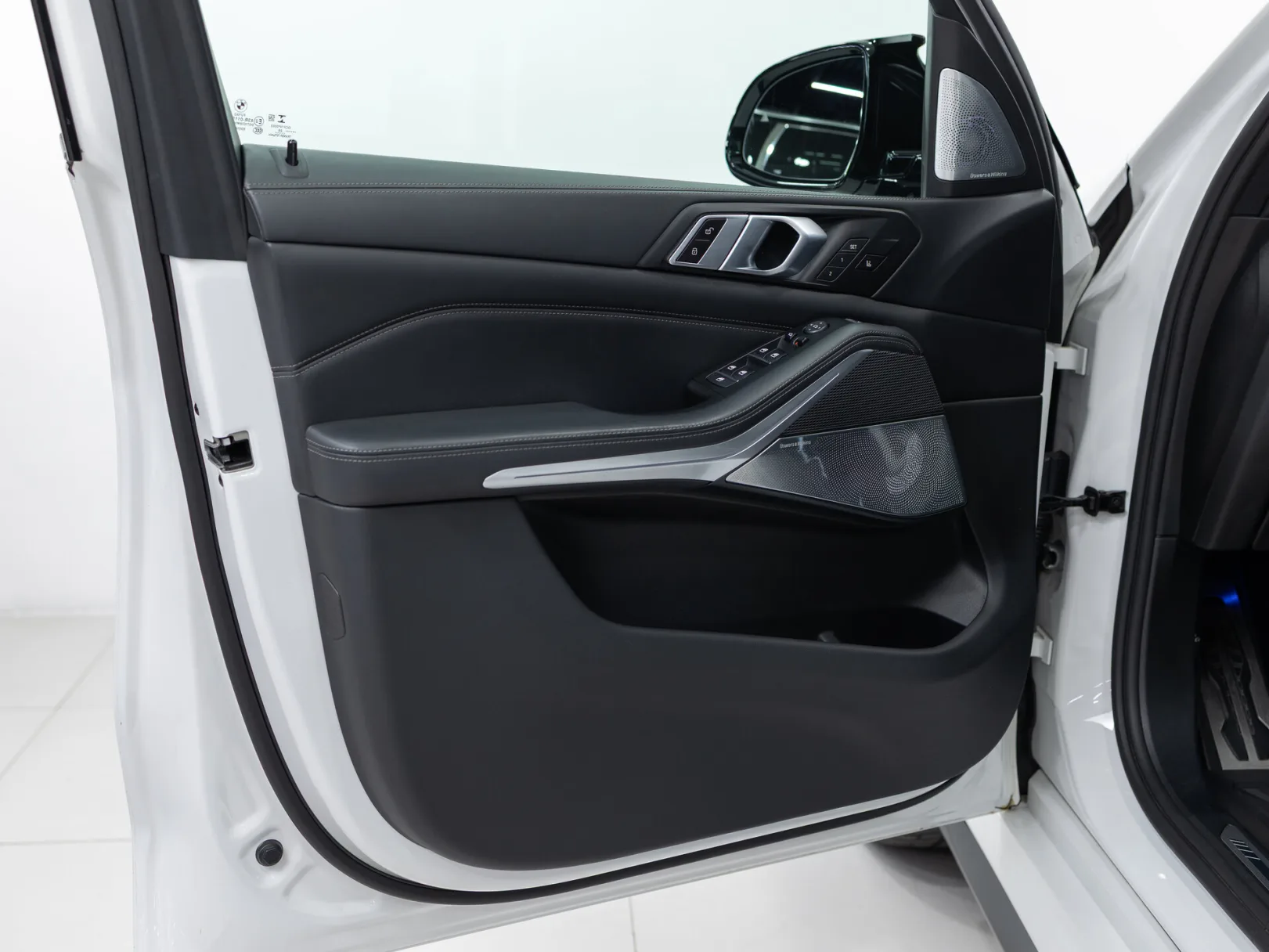 BMW X5 M50d IV (G05/G18), 2020 — экстерьер, фото 8