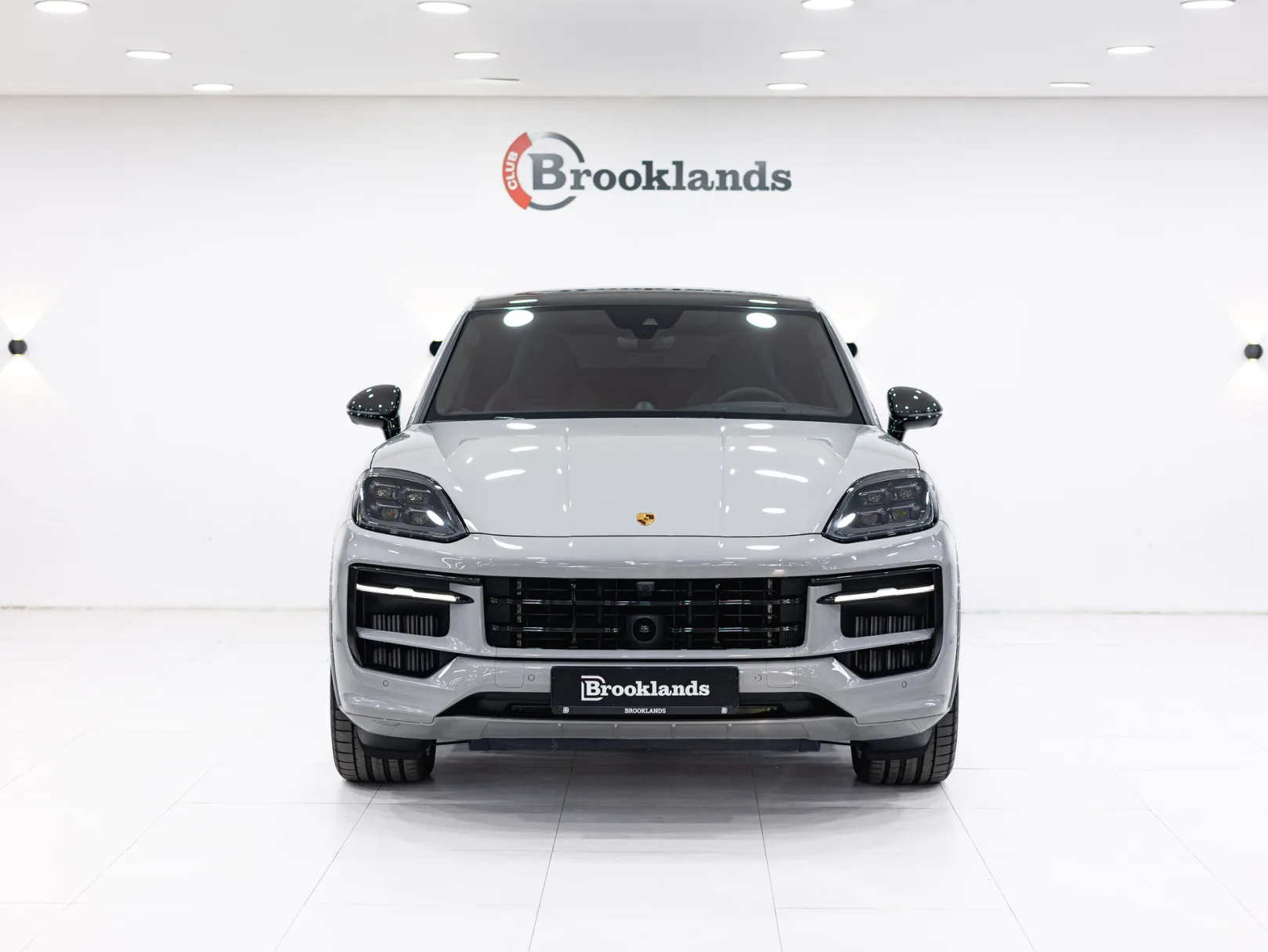 Porsche Cayenne GTS Coupé III Рестайлинг, 2024 — экстерьер, фото 2