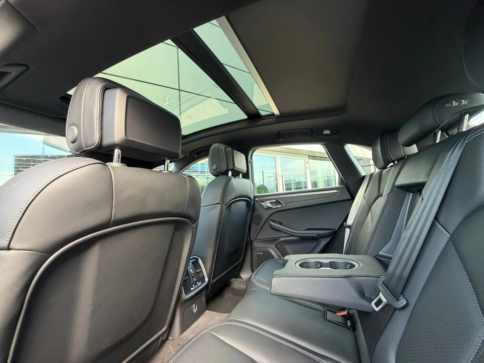 Porsche Macan T I Рестайлинг 2, 2026 — экстерьер, фото 26