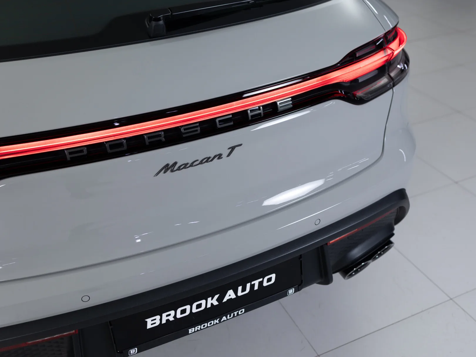 Porsche Macan T I Рестайлинг 2, 2025 — экстерьер, фото 29