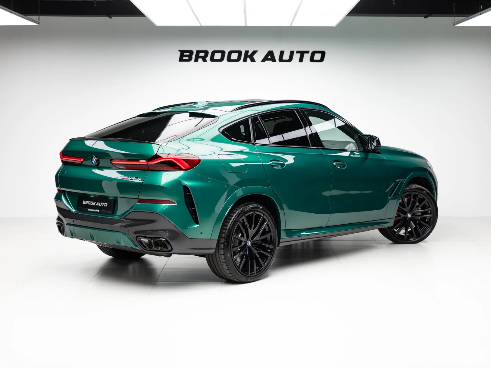BMW X6 M60i III (G06) Рестайлинг, 2025 — экстерьер, фото 4