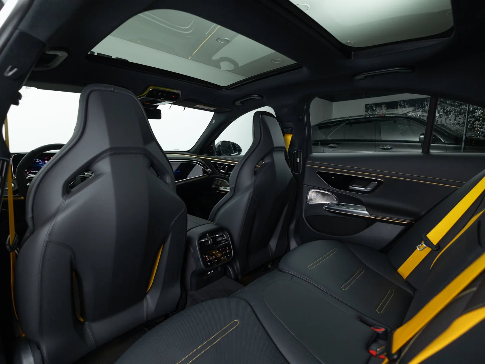 Mercedes-Benz E-Класс AMG E 53 4MATIC+ VI (W214), 2024 — экстерьер, фото 26