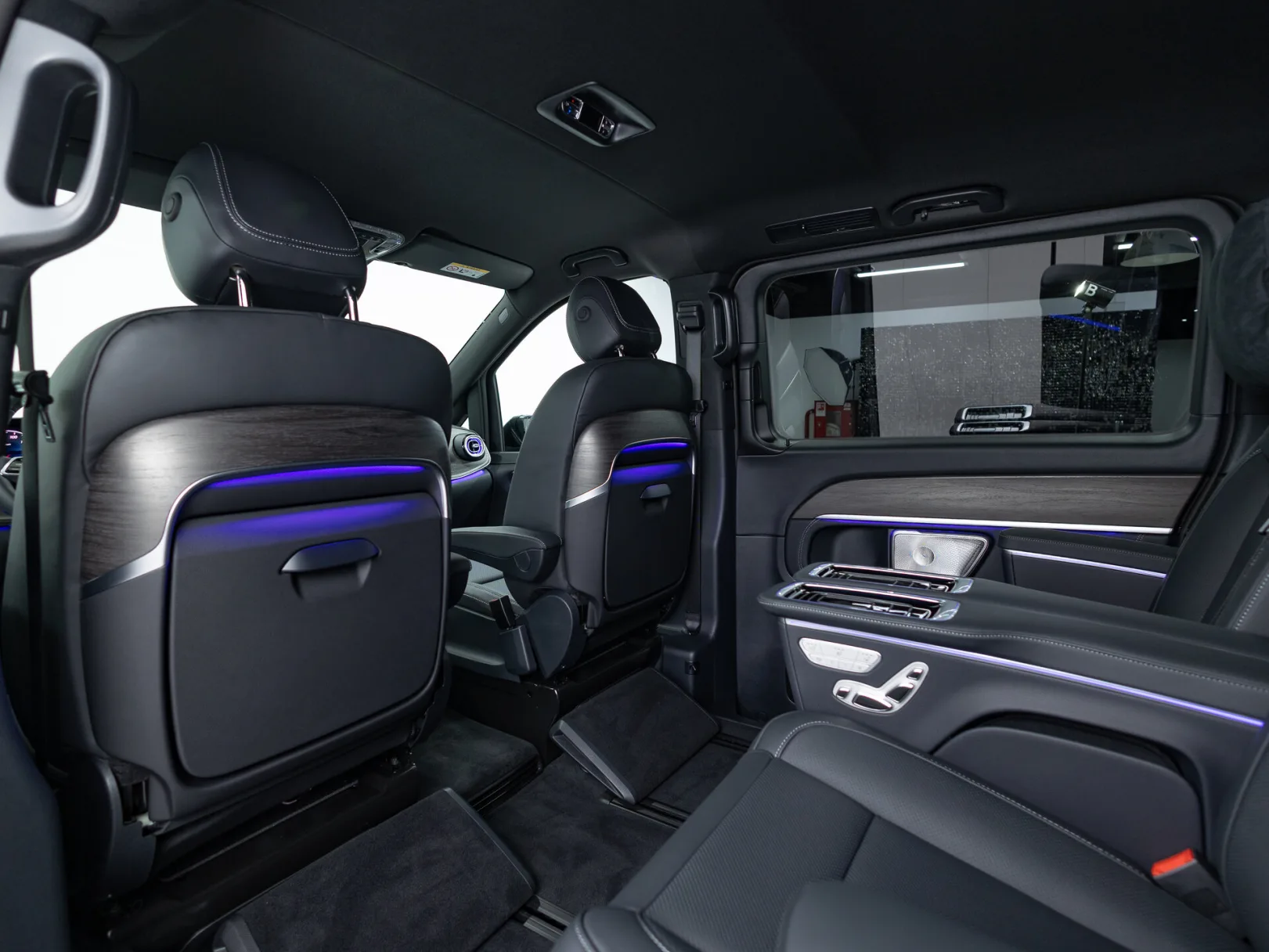 Mercedes-Benz V-Класс Avantgarde III (W447) Рестайлинг 2, 2025 — экстерьер, фото 30
