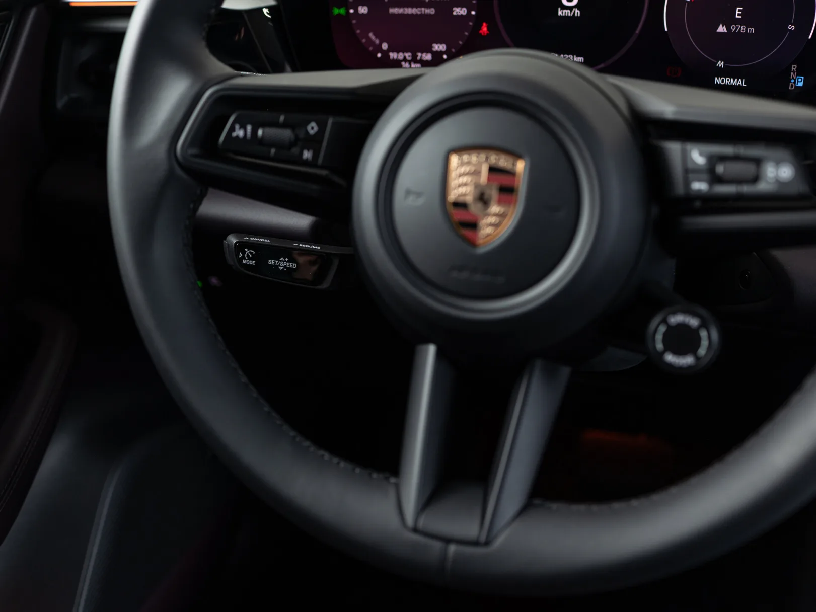 Porsche Macan Electric II, 2025 — экстерьер, фото 15