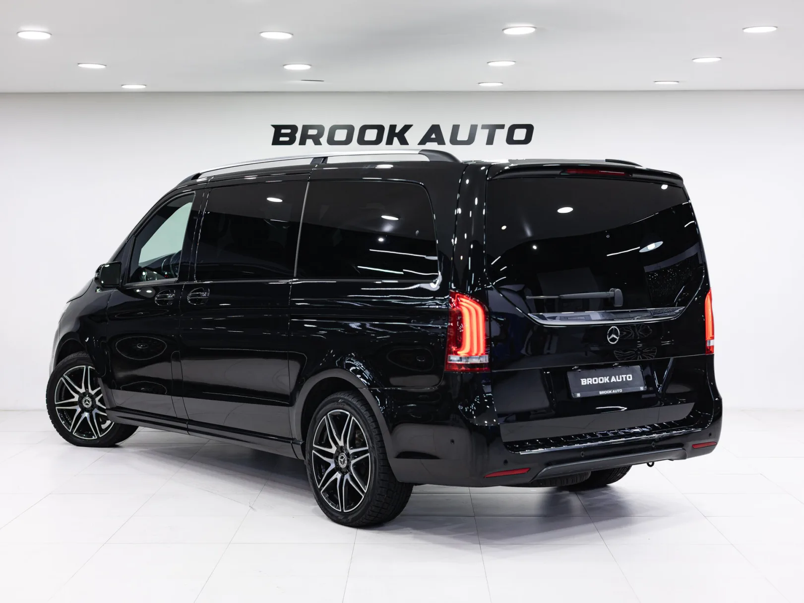 Mercedes-Benz V-Класс III (W447), 2018 — экстерьер, фото 4
