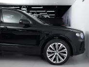 Bentley Bentayga Individual I Рестайлинг, 2022 — экстерьер, фото 30