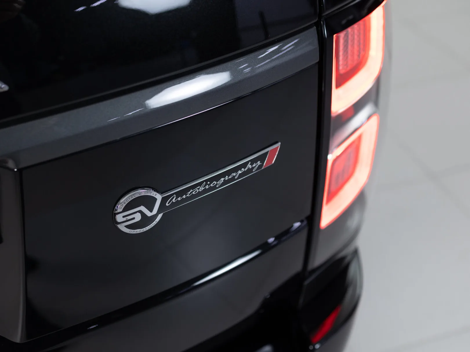 Land Rover Range Rover SVAutobiography Dynamic IV Рестайлинг, 2020 — экстерьер, фото 37