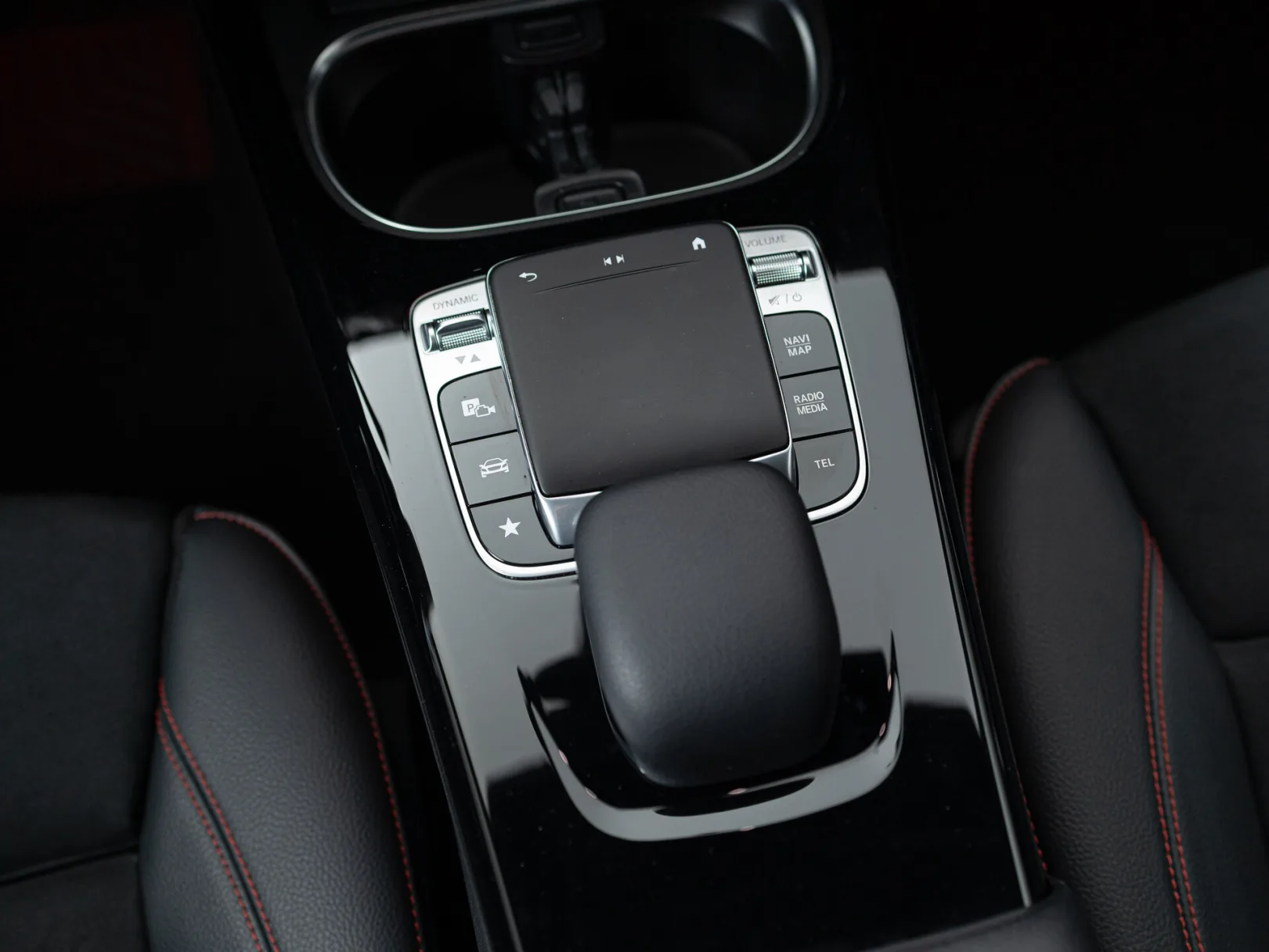 Mercedes-Benz A-Класс A 200 Sport IV (W177), 2019 — экстерьер, фото 20
