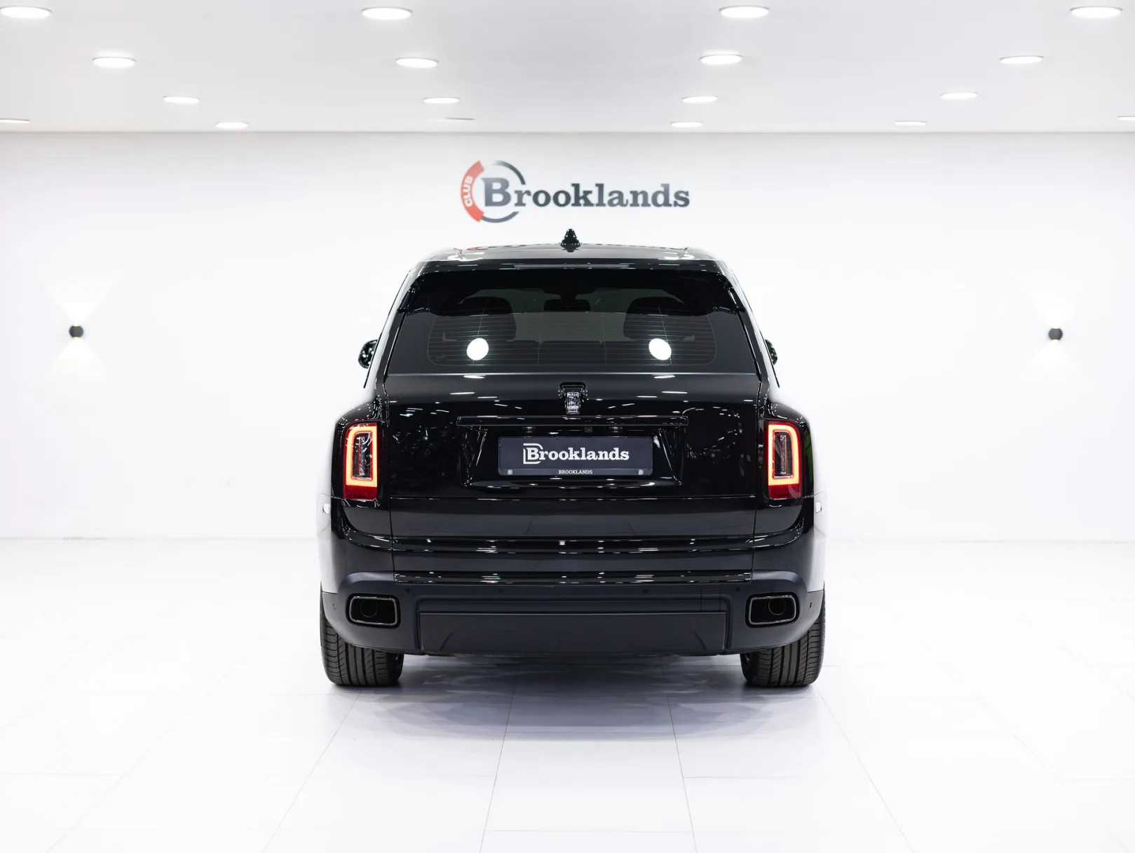 Rolls-Royce Cullinan Individual I (Series I), 2023 — экстерьер, фото 5