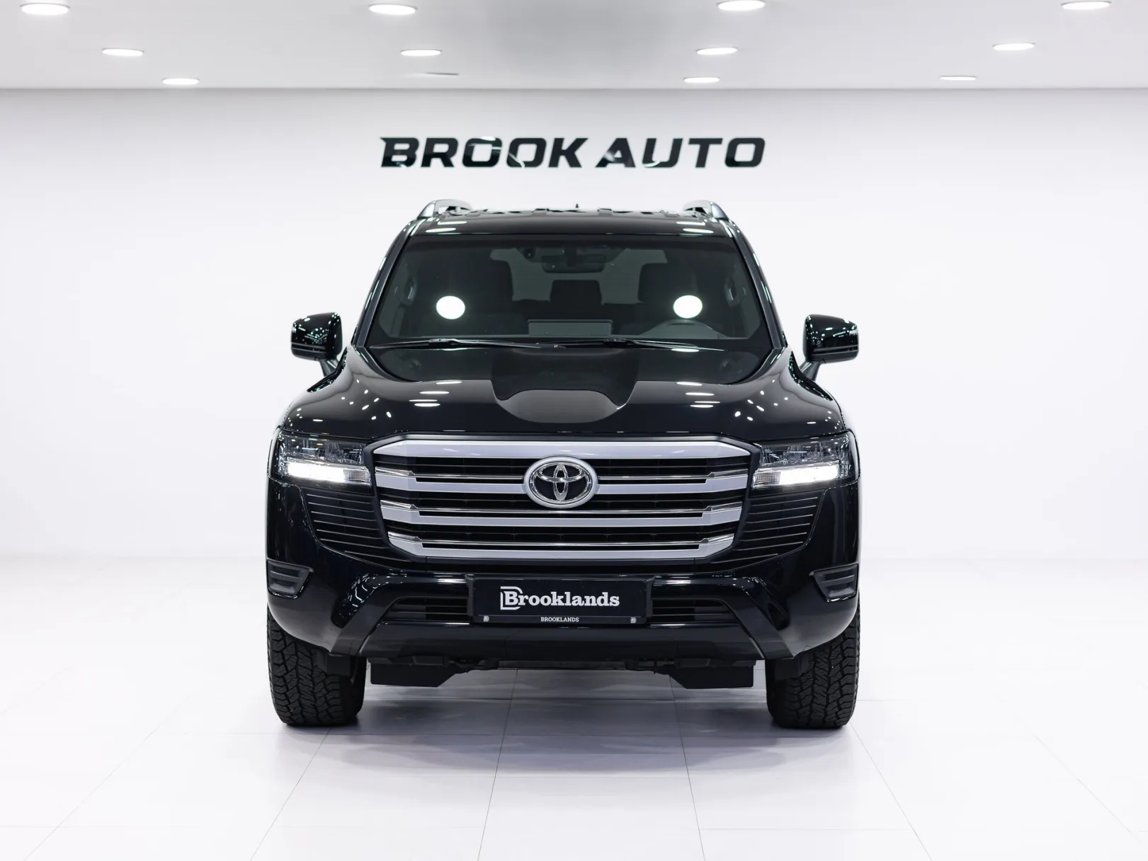 Toyota Land Cruiser GXR 300 Series, 2022 — экстерьер, фото 2