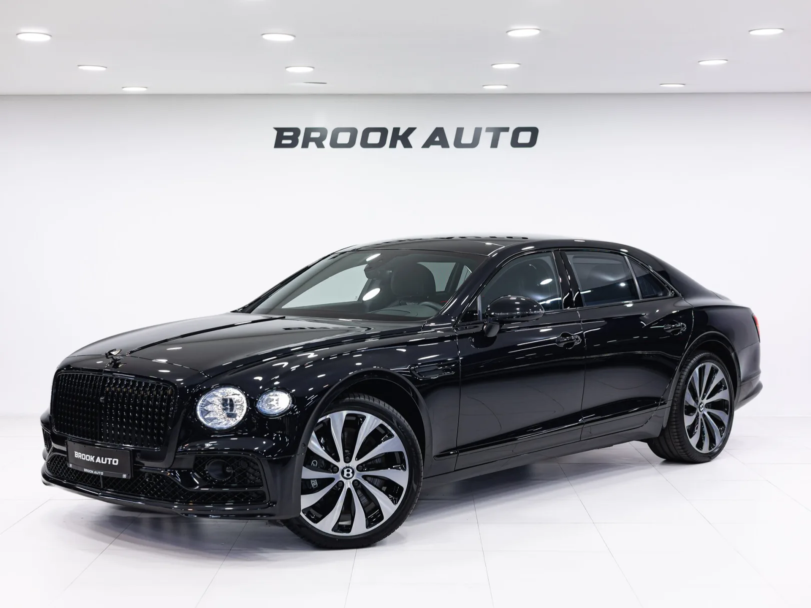 Bentley Flying Spur Individual III, 2021 — экстерьер, фото 1