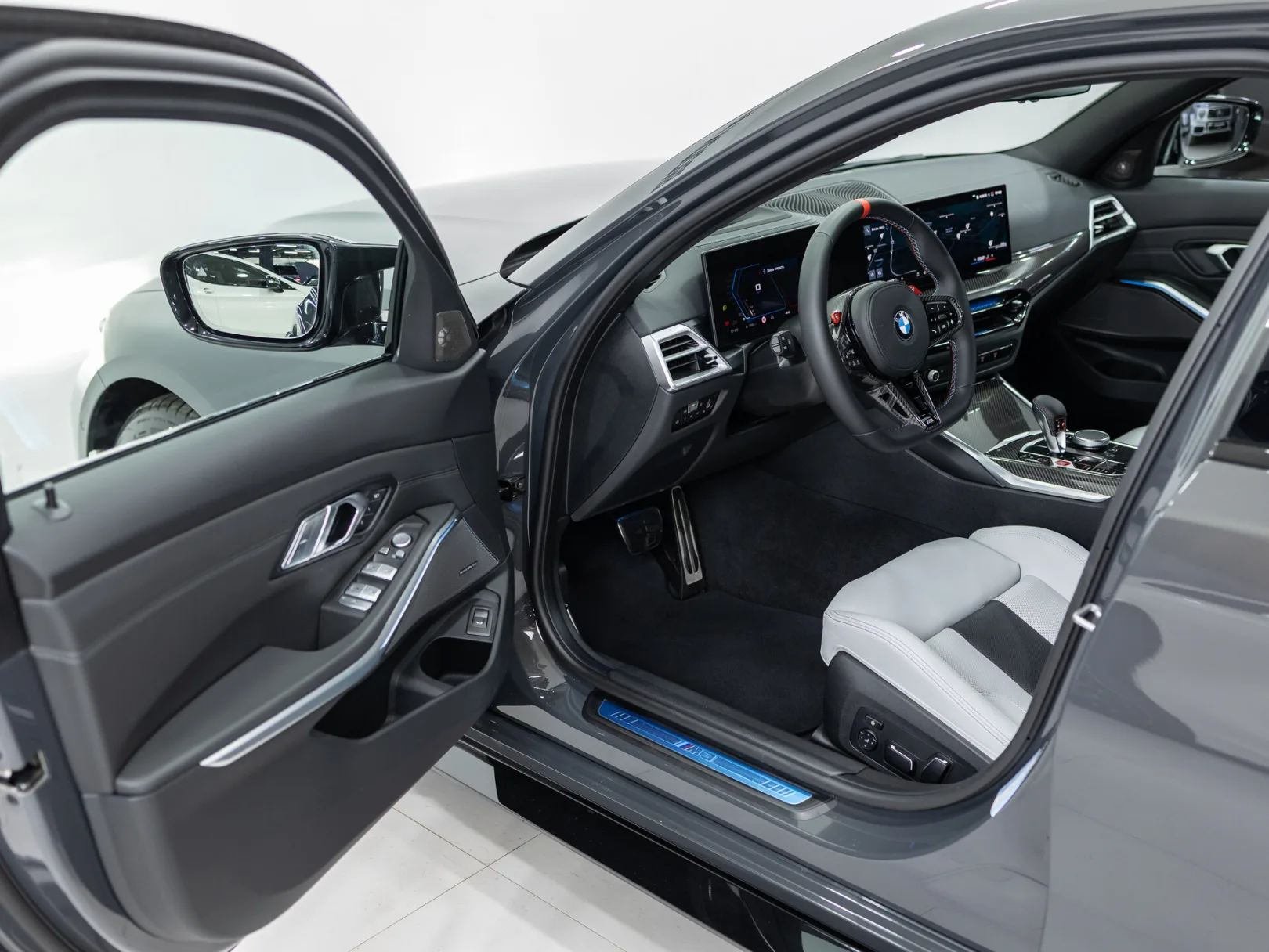 BMW M3 Competition VI (G80) Рестайлинг, 2025 — экстерьер, фото 7