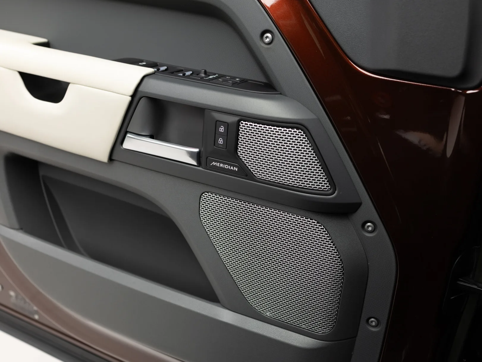 Land Rover Defender X II, 2022 — экстерьер, фото 9