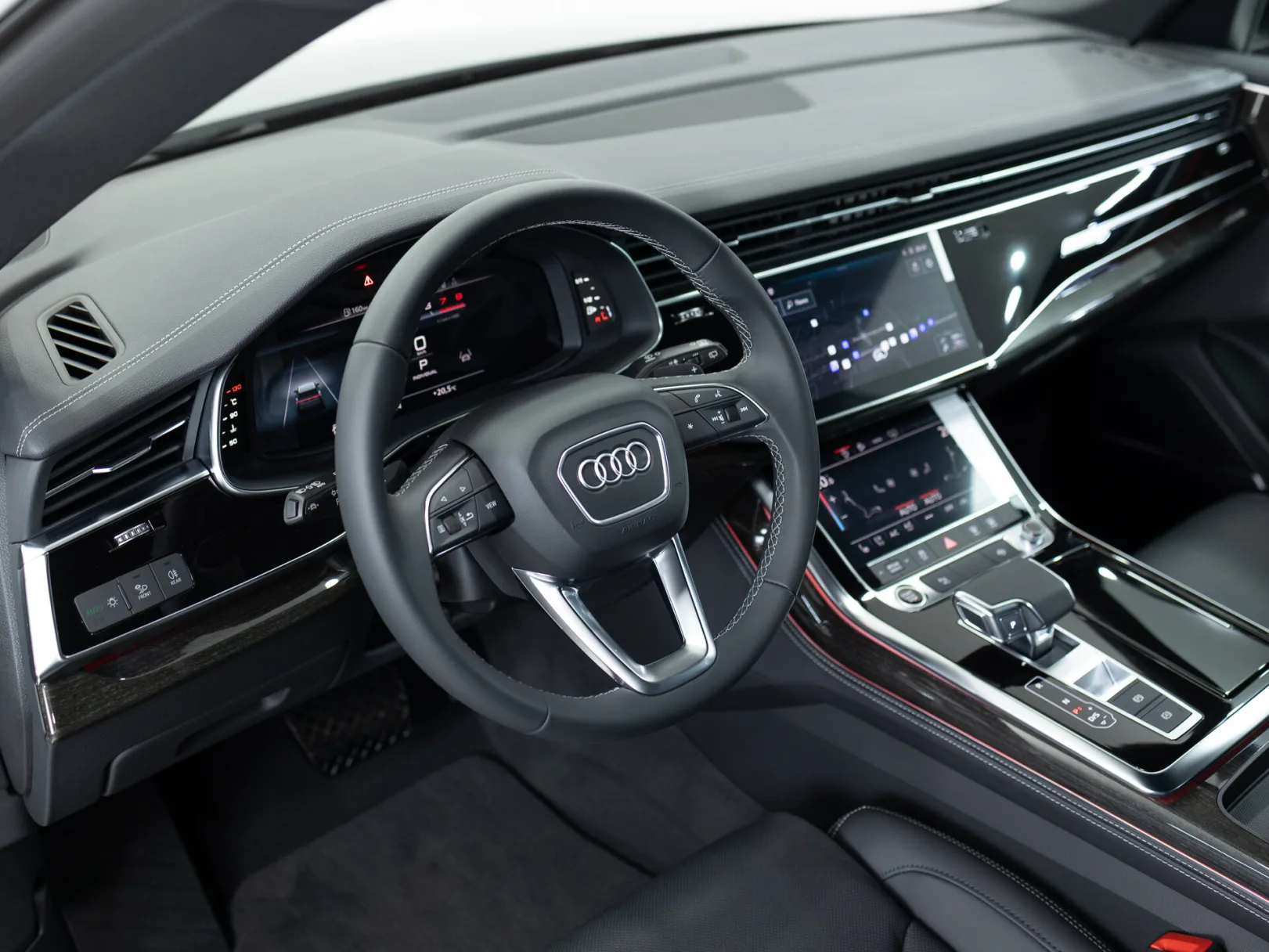 Audi Q8 55 TFSI I (4M) Рестайлинг, 2024 — экстерьер, фото 10