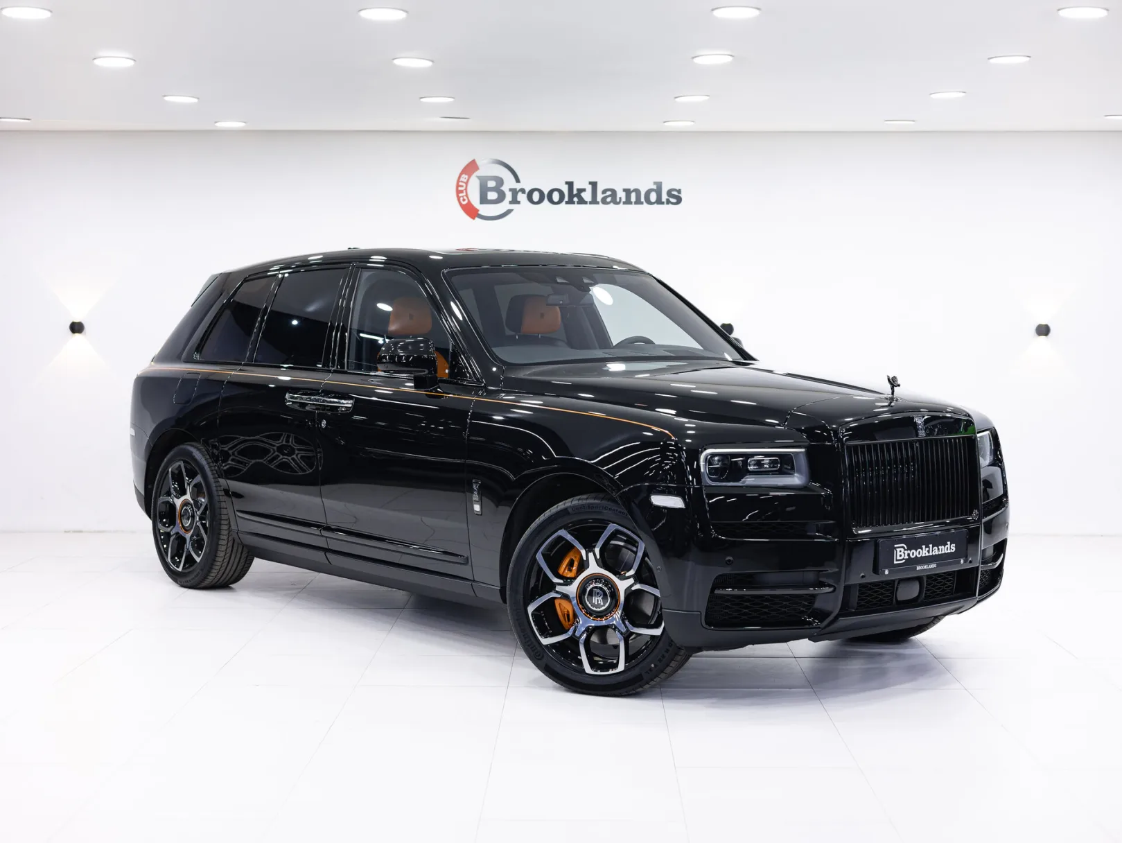 Rolls-Royce Cullinan Individual I (Series I), 2023 — экстерьер, фото 3