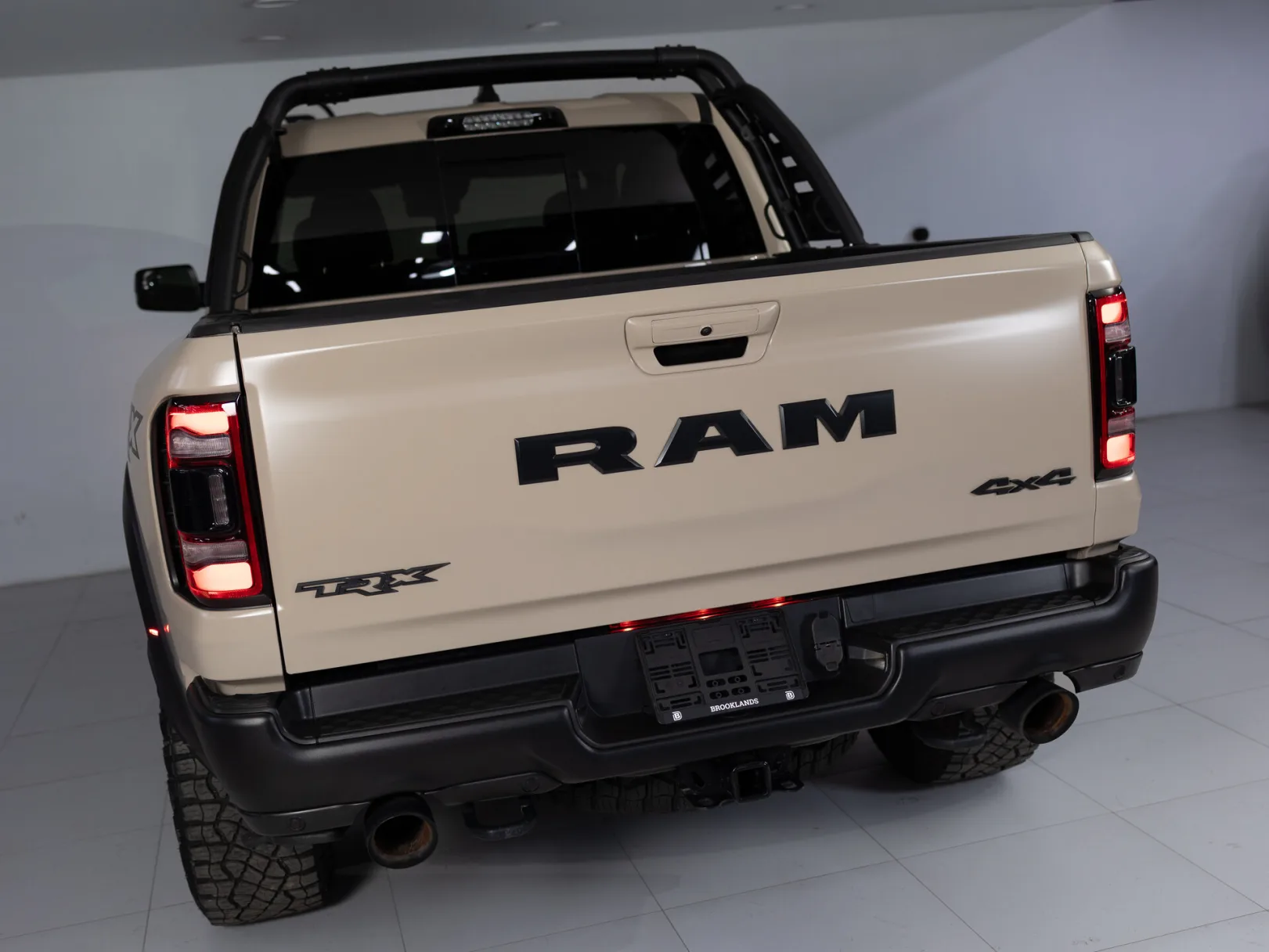 Ram 1500 TRX V, 2022 — экстерьер, фото 45