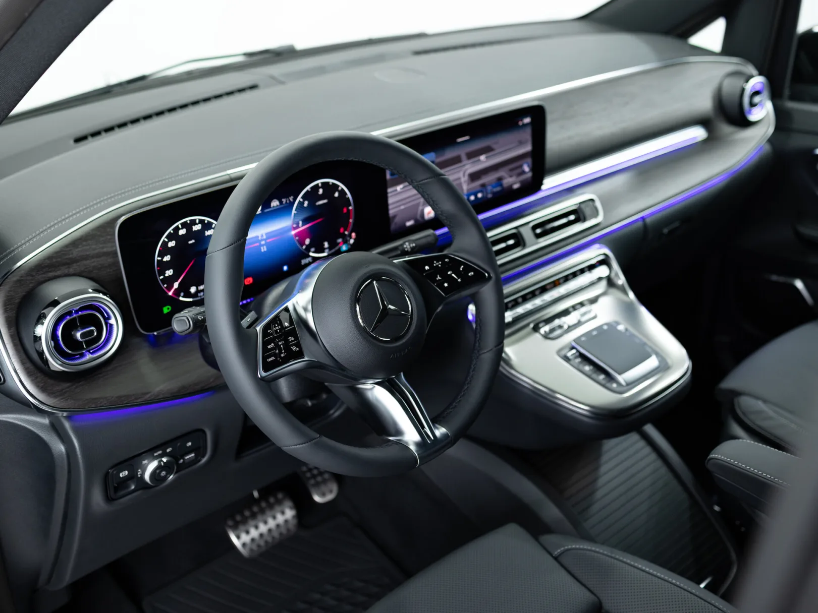 Mercedes-Benz V-Класс Exclusive III (W447) Рестайлинг 2, 2025 — экстерьер, фото 9