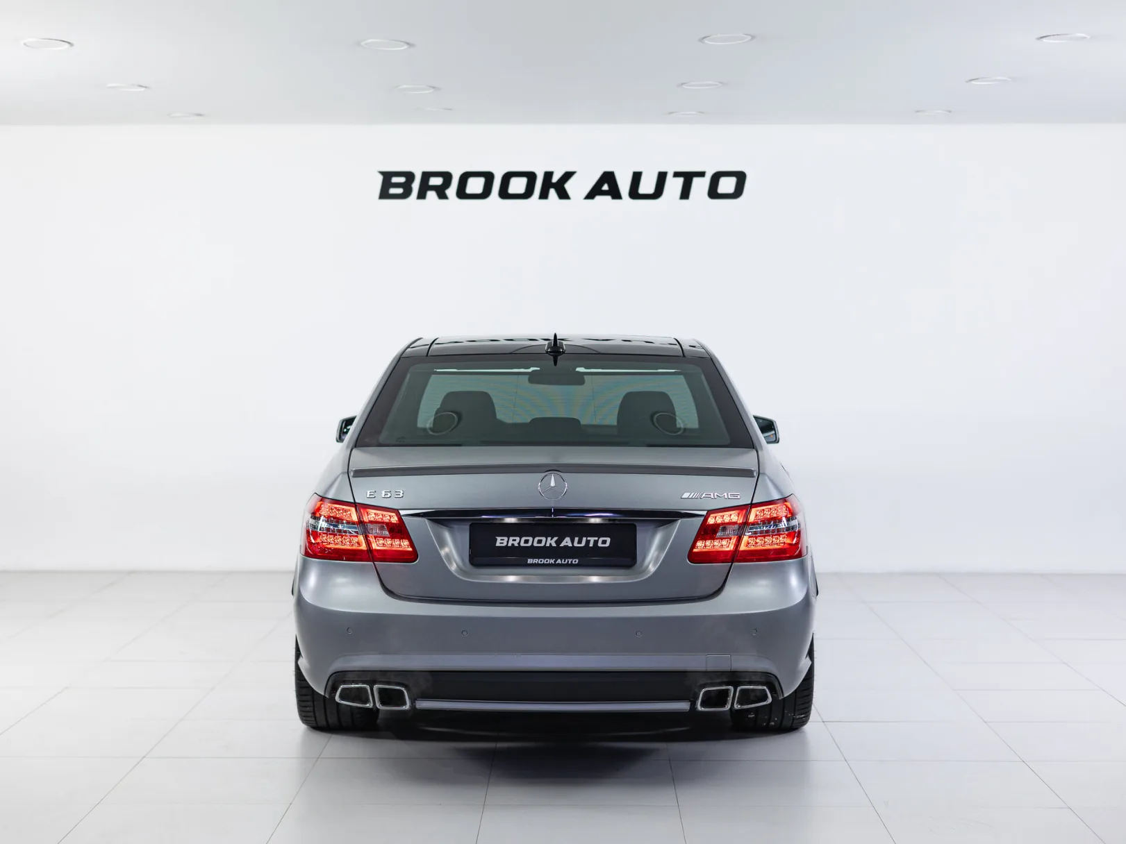 Mercedes-Benz E-Класс AMG E 63 AMG IV (W212, S212), 2011 — экстерьер, фото 5