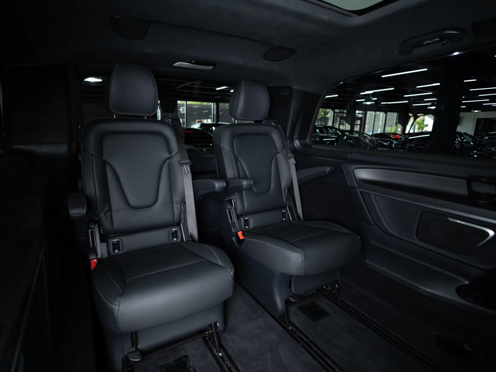 Mercedes-Benz V-Класс III (W447), 2019 — экстерьер, фото 28