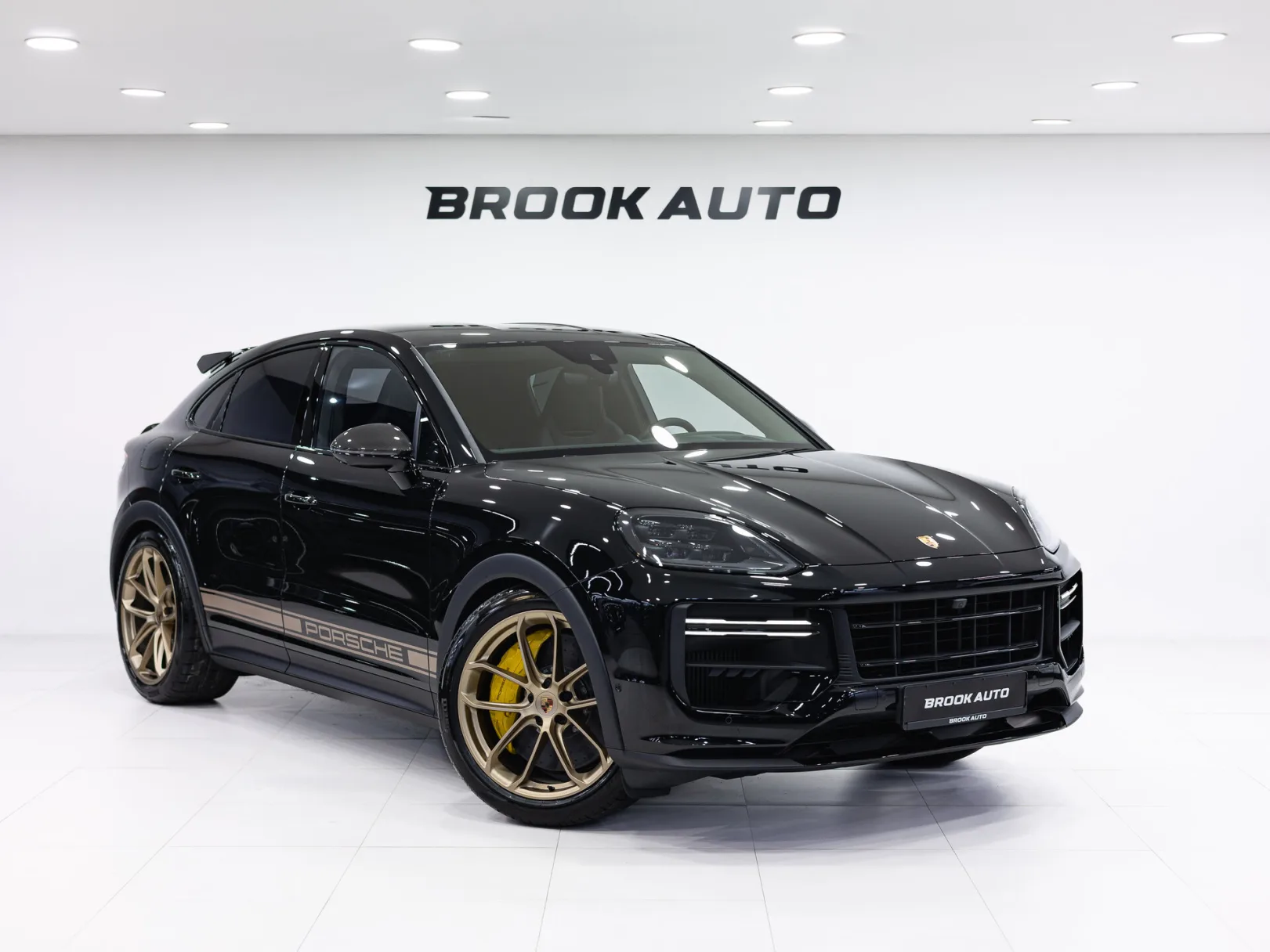 Porsche Cayenne Turbo GT III Рестайлинг, 2025 — экстерьер, фото 3