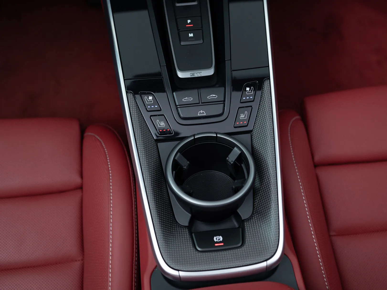 Porsche 911 VIII (992), 2023 — экстерьер, фото 31