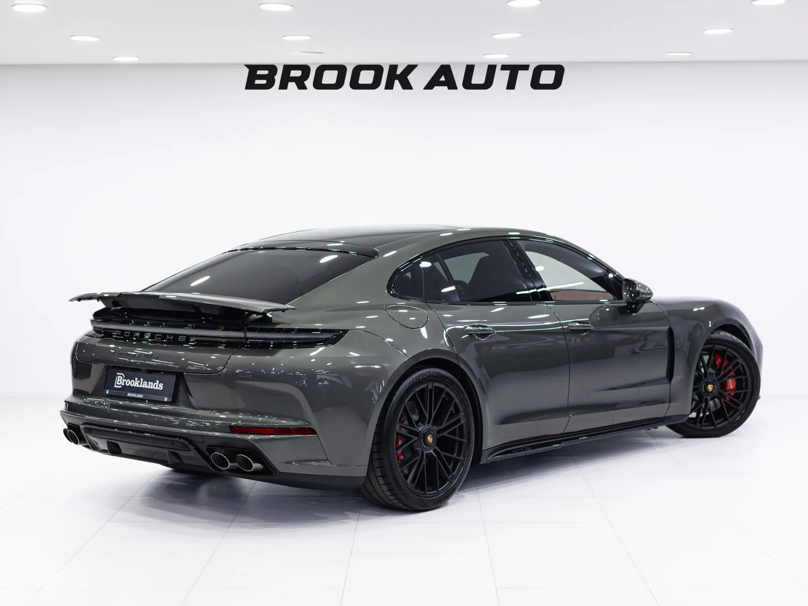 Porsche Panamera GTS III, 2025 — экстерьер, фото 4