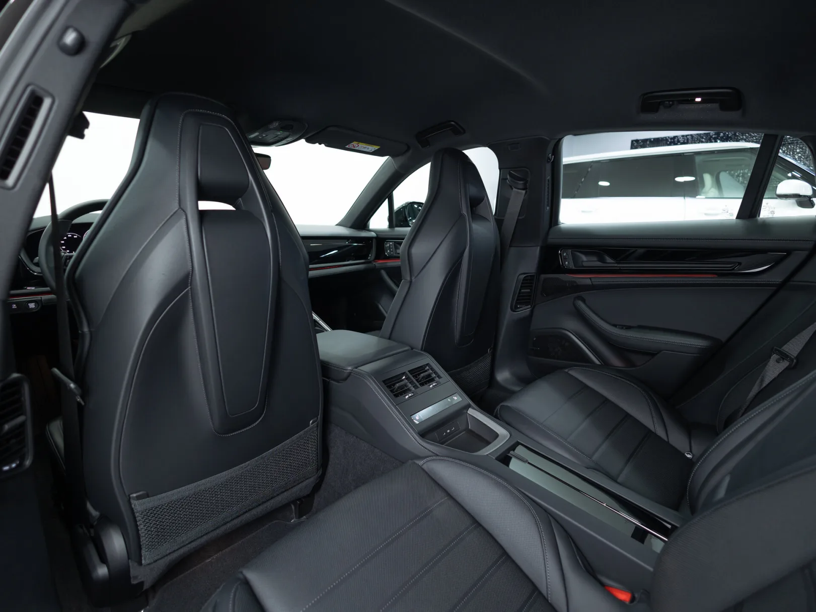Porsche Panamera III, 2024 — экстерьер, фото 25