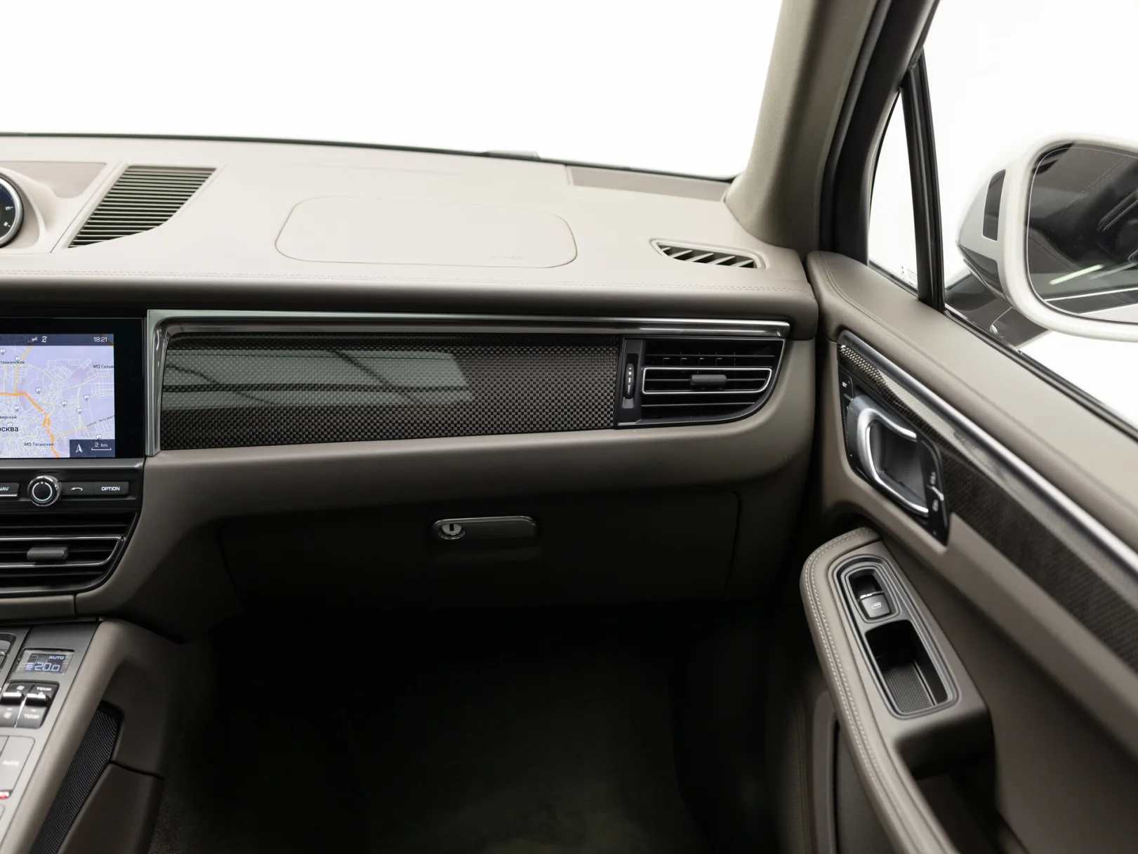 Porsche Macan I Рестайлинг, 2019 — экстерьер, фото 22