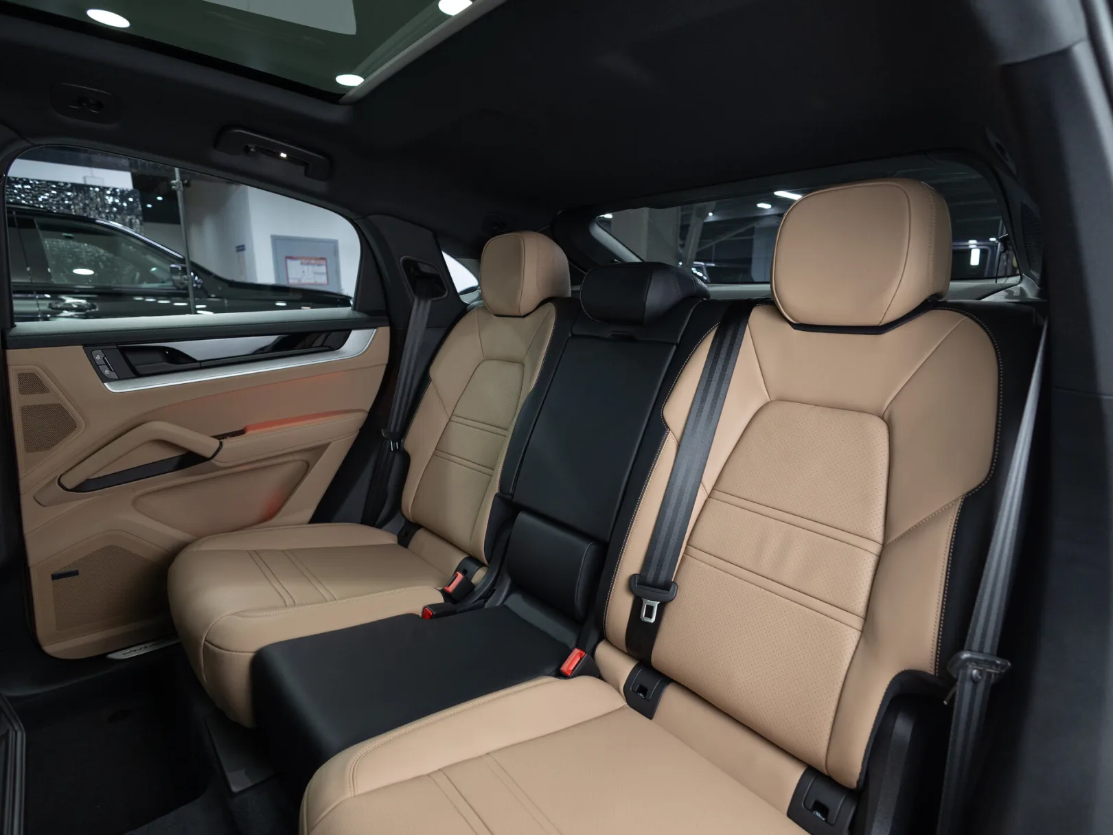 Porsche Cayenne Coupé III Рестайлинг, 2025 — экстерьер, фото 27