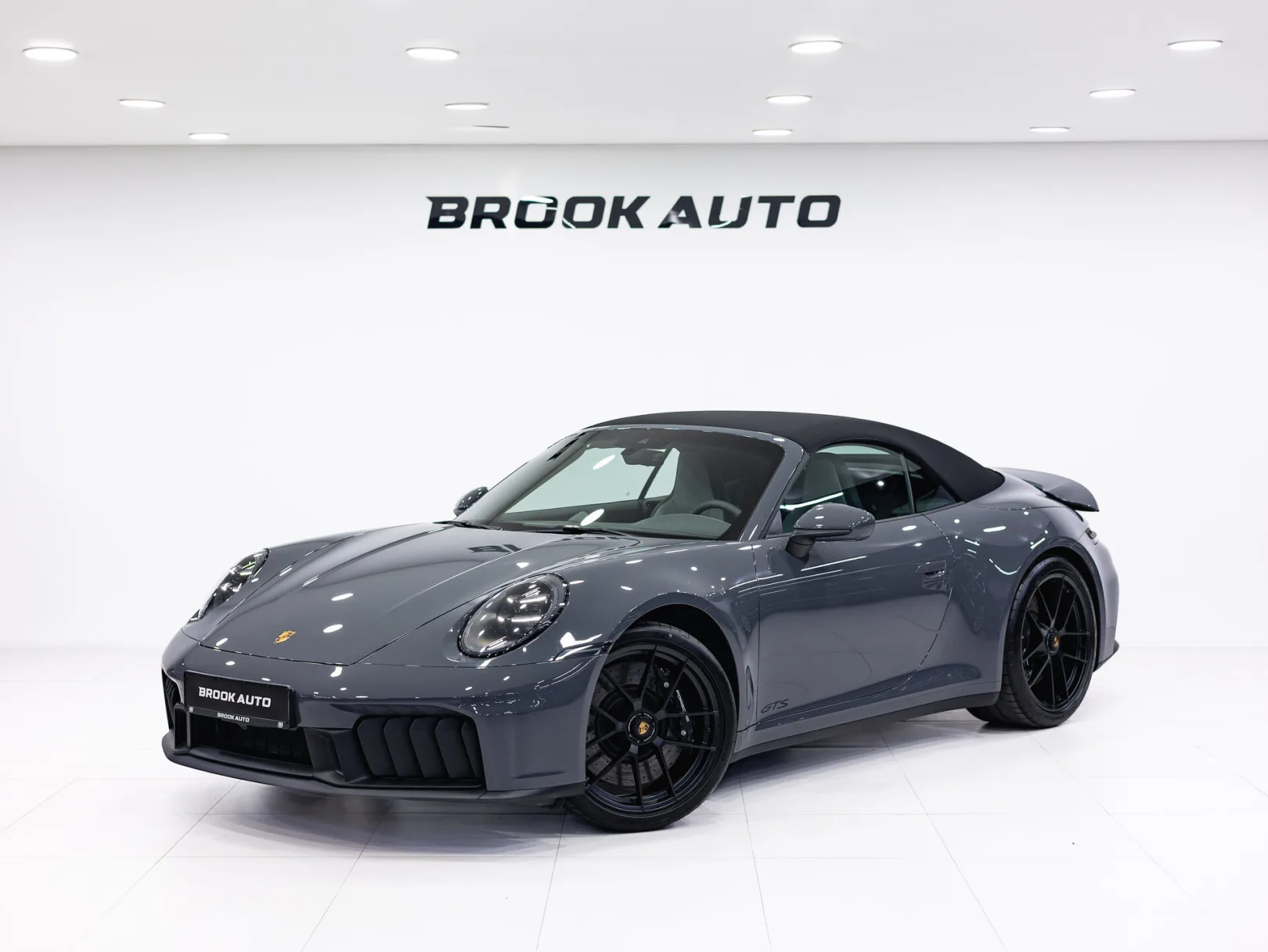 Porsche 911 Carrera 4 GTS VIII (992) Рестайлинг, 2025 — экстерьер, фото 2