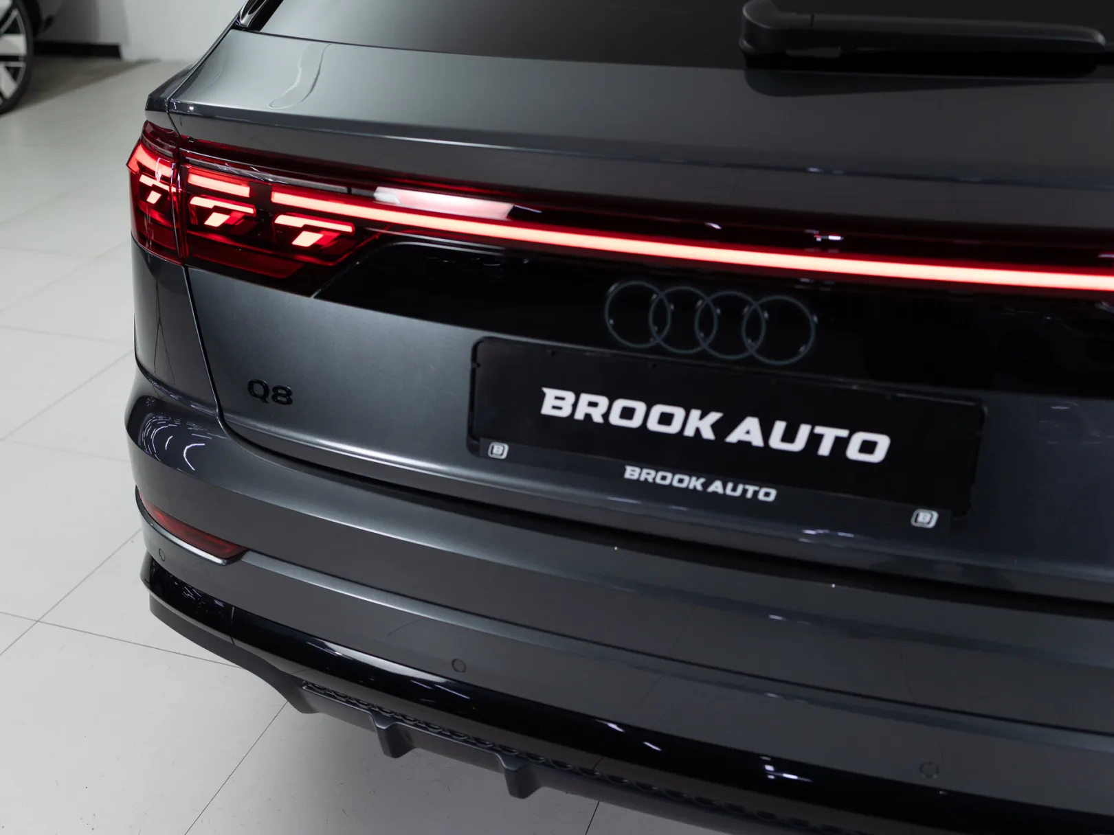Audi Q8 55 TFSI I (4M) Рестайлинг, 2025 — экстерьер, фото 35