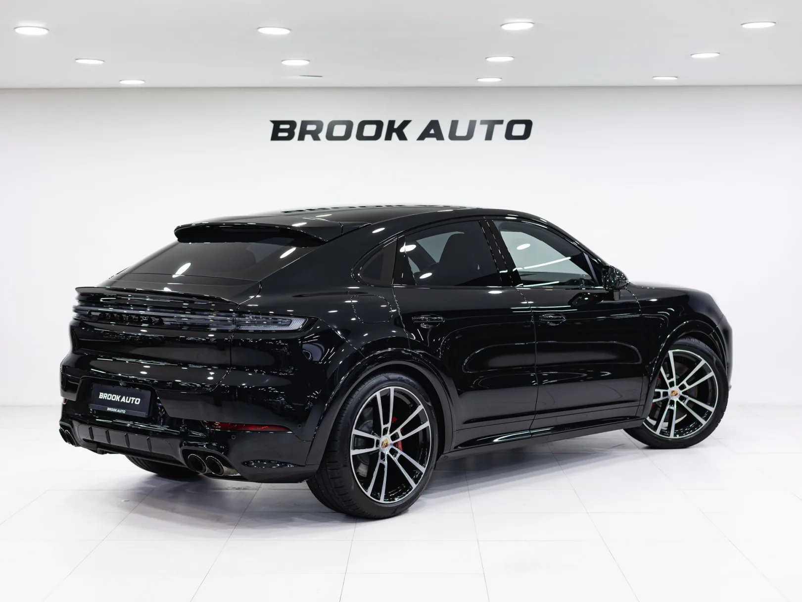 Porsche Cayenne GTS Coupé III Рестайлинг, 2025 — экстерьер, фото 6