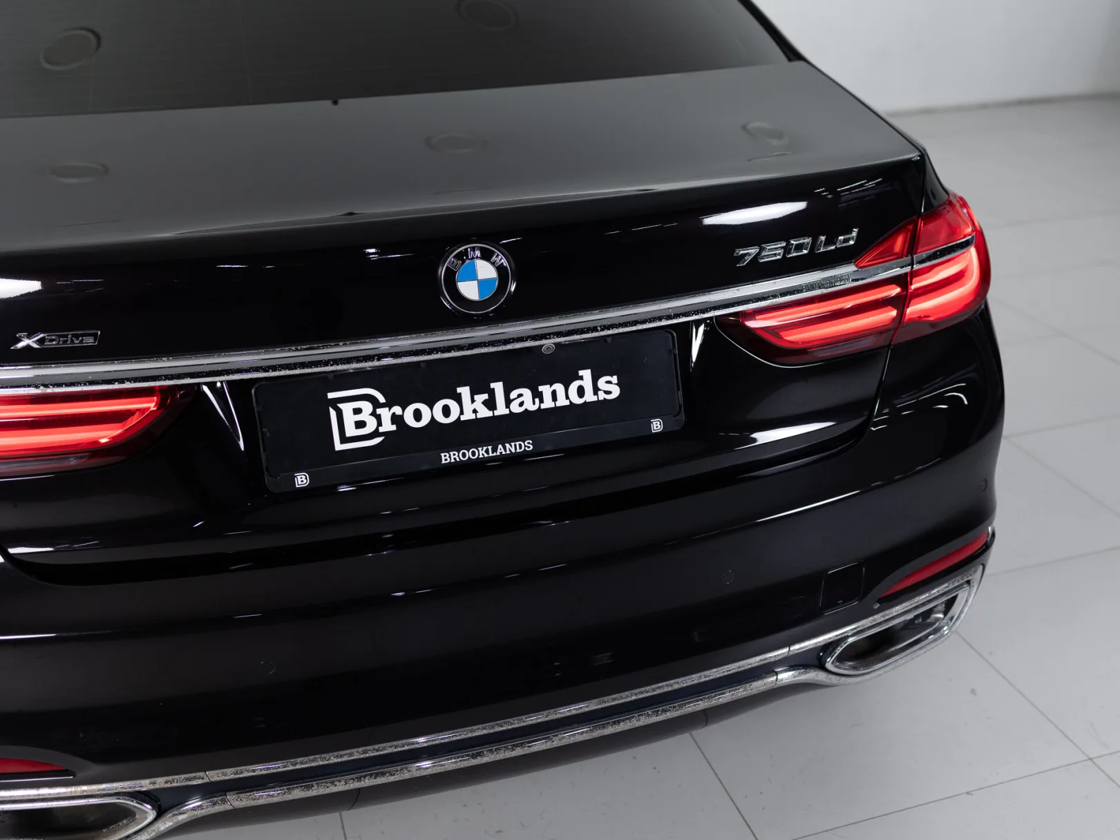 BMW 7 серии 750Ld xDrive VI (G11/G12), 2016 — экстерьер, фото 36