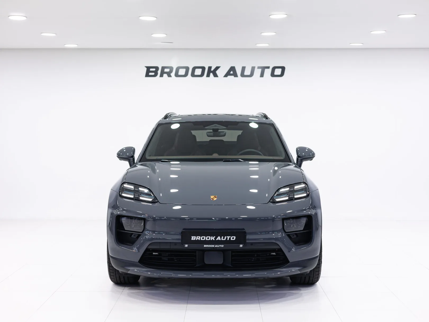Porsche Macan 4 Electric II, 2025 — экстерьер, фото 2