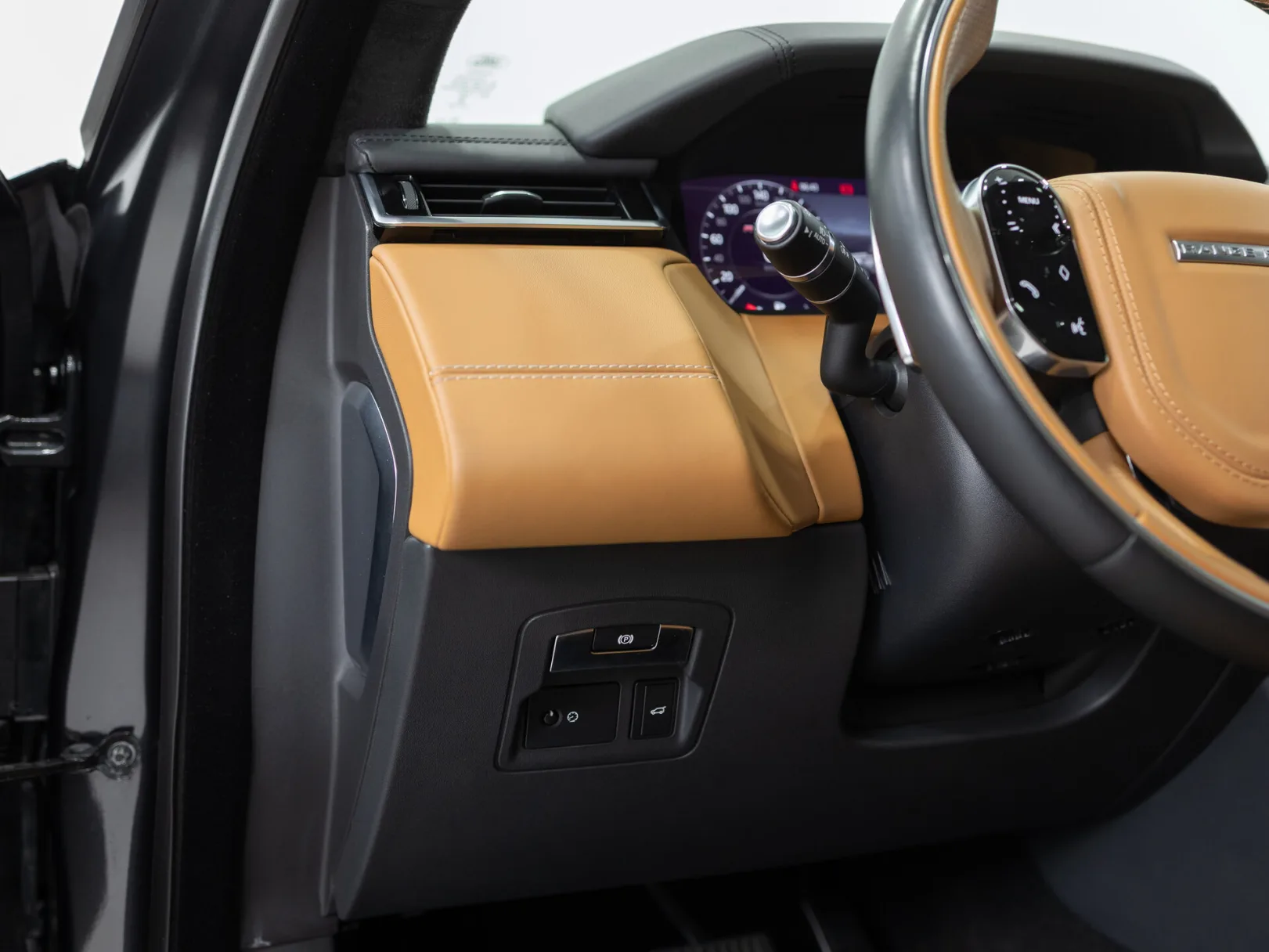 Land Rover Range Rover Velar R-Dynamic HSE I, 2018 — экстерьер, фото 14