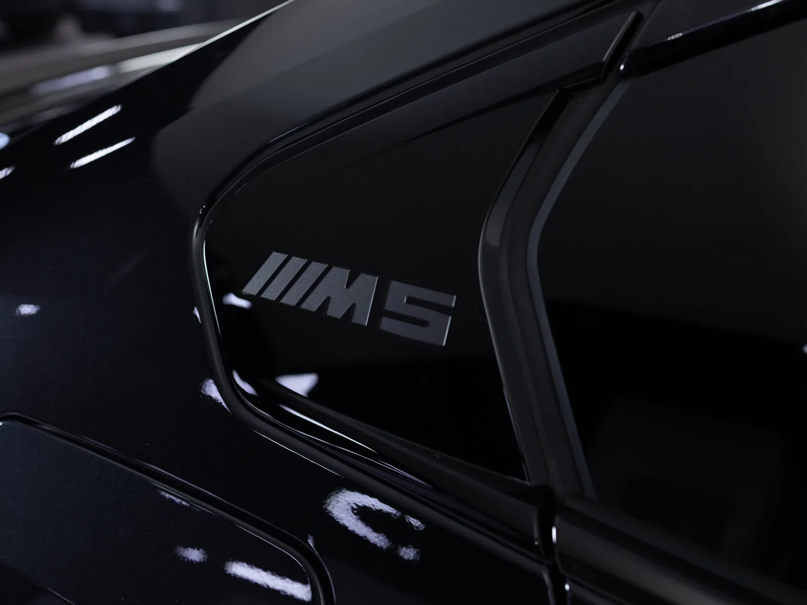 BMW M5 VII (G90), 2025 — экстерьер, фото 33