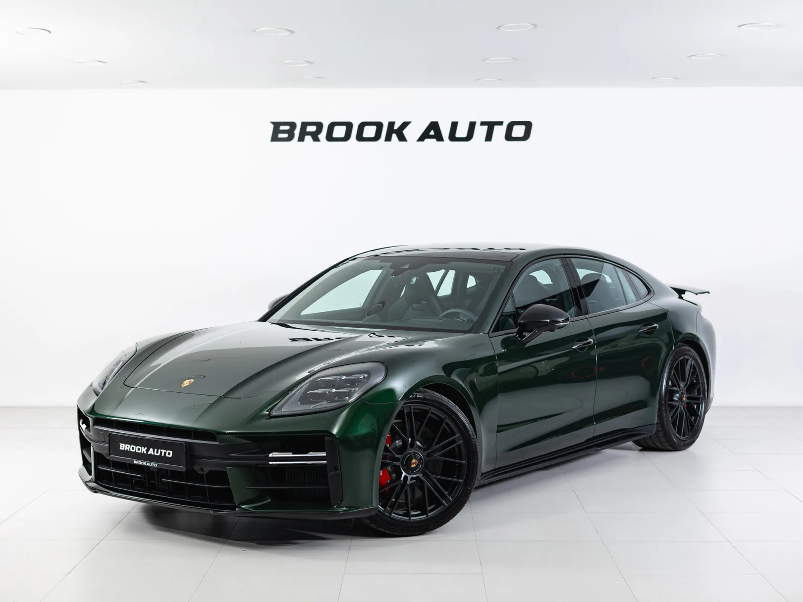Porsche Panamera GTS III, 2025 — экстерьер, фото 1
